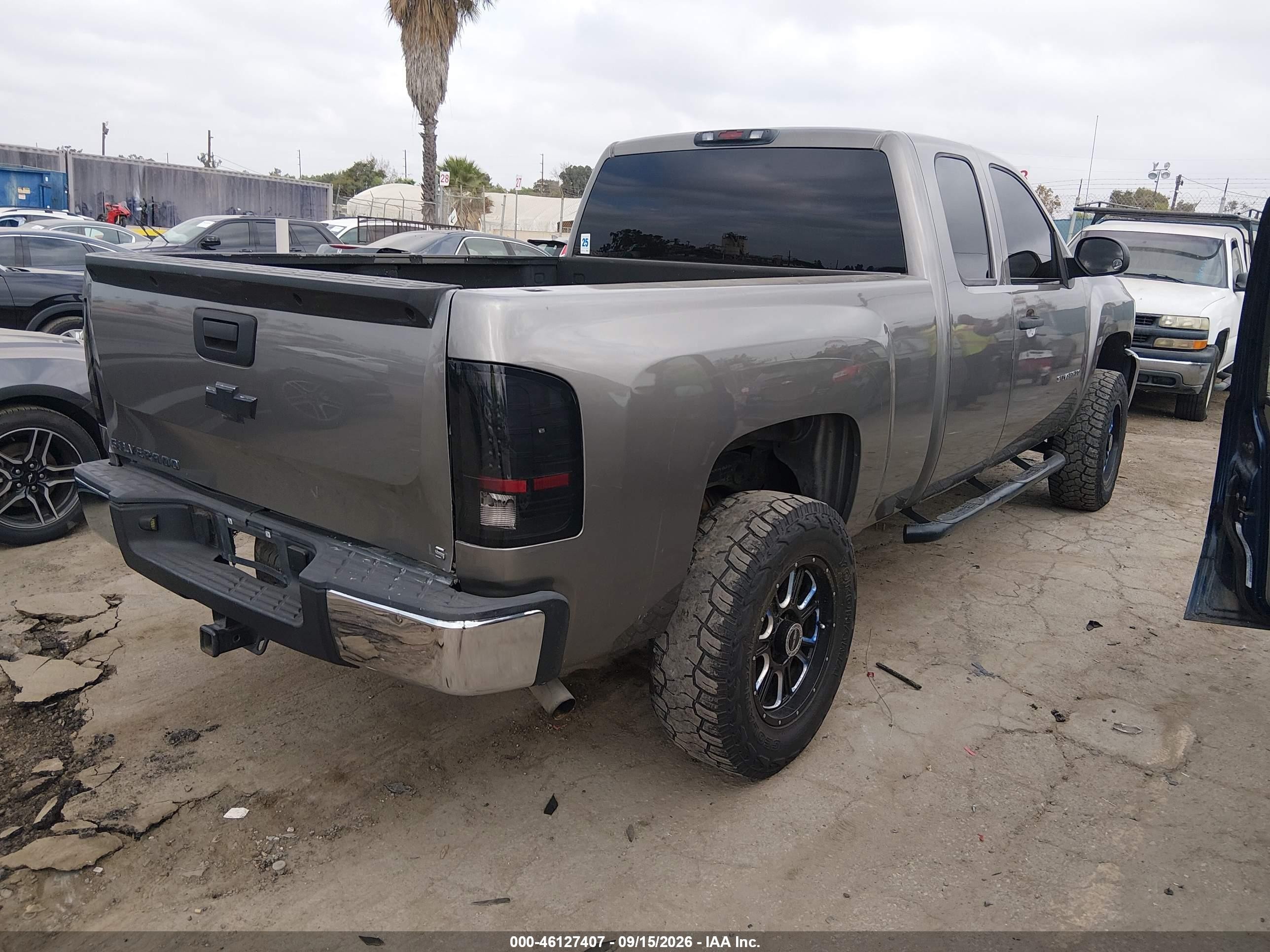 2012 Chevrolet Silverado 1500 Ls Gray vin: 1GCRCREAXCZ284905
