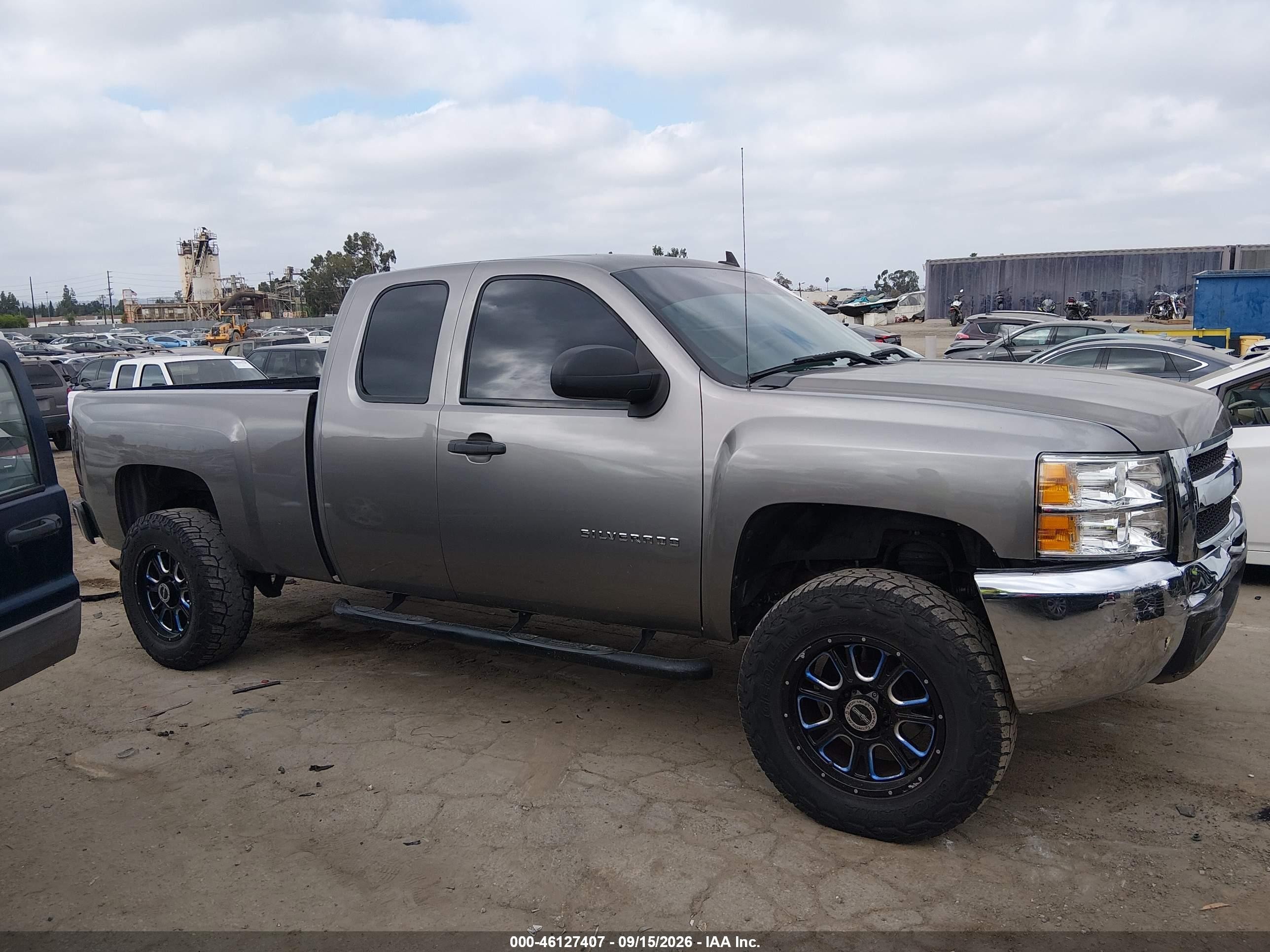2012 Chevrolet Silverado 1500 Ls Gray vin: 1GCRCREAXCZ284905