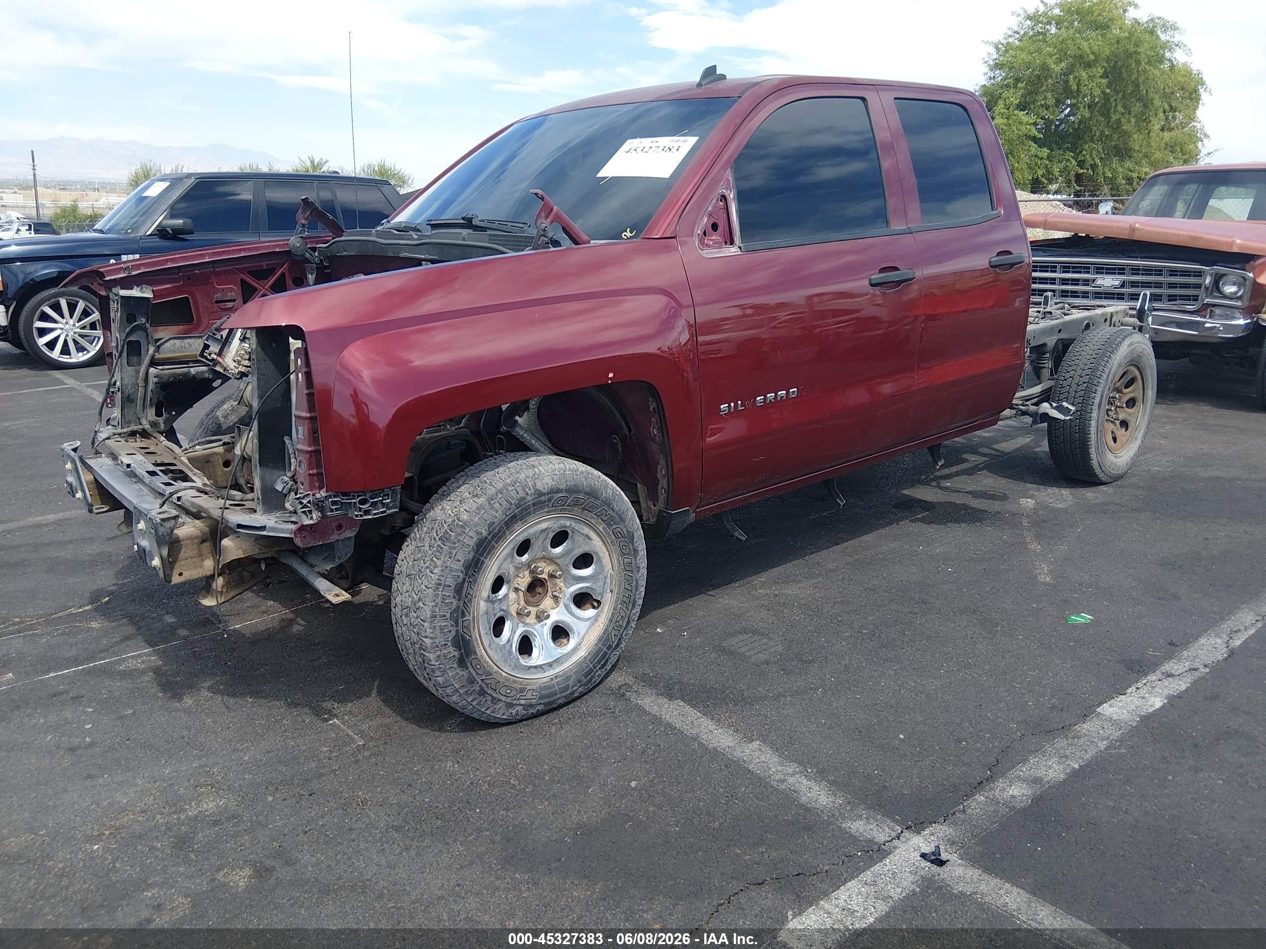 2014 Chevrolet Silverado 1500 1lt Красный vin: 1GCRCREC0EZ409222