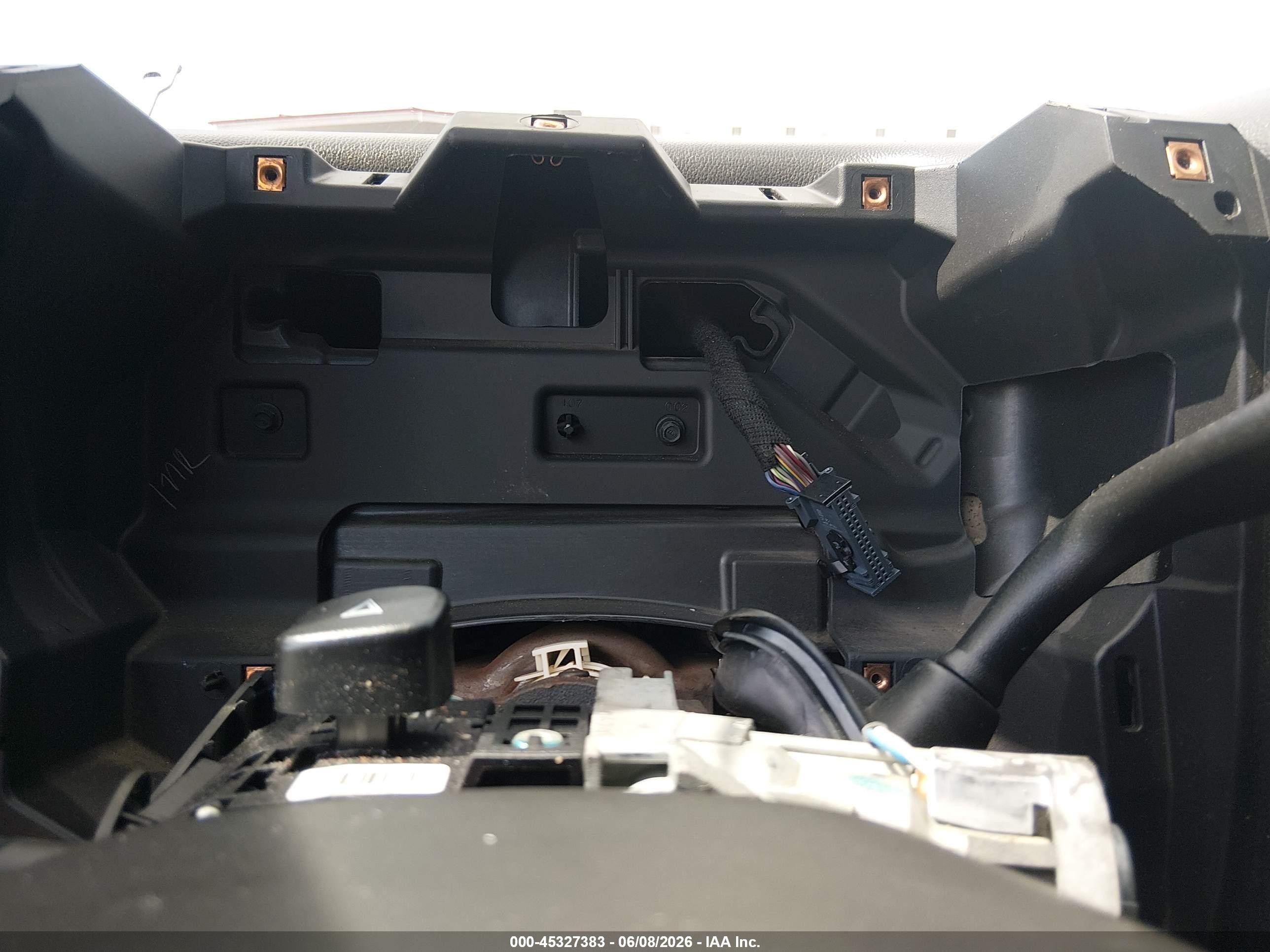2014 Chevrolet Silverado 1500 1lt Красный vin: 1GCRCREC0EZ409222