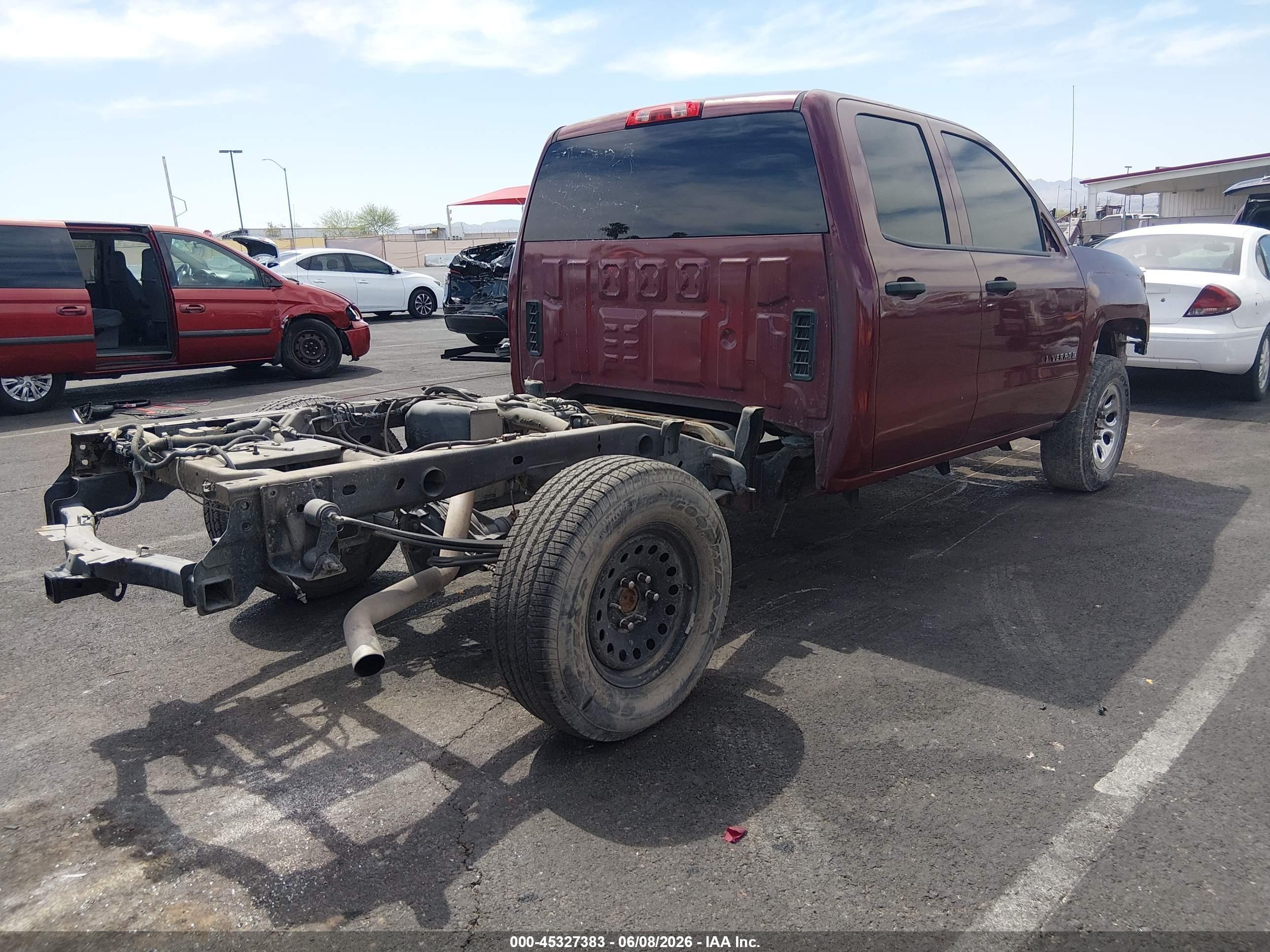 2014 Chevrolet Silverado 1500 1lt Красный vin: 1GCRCREC0EZ409222