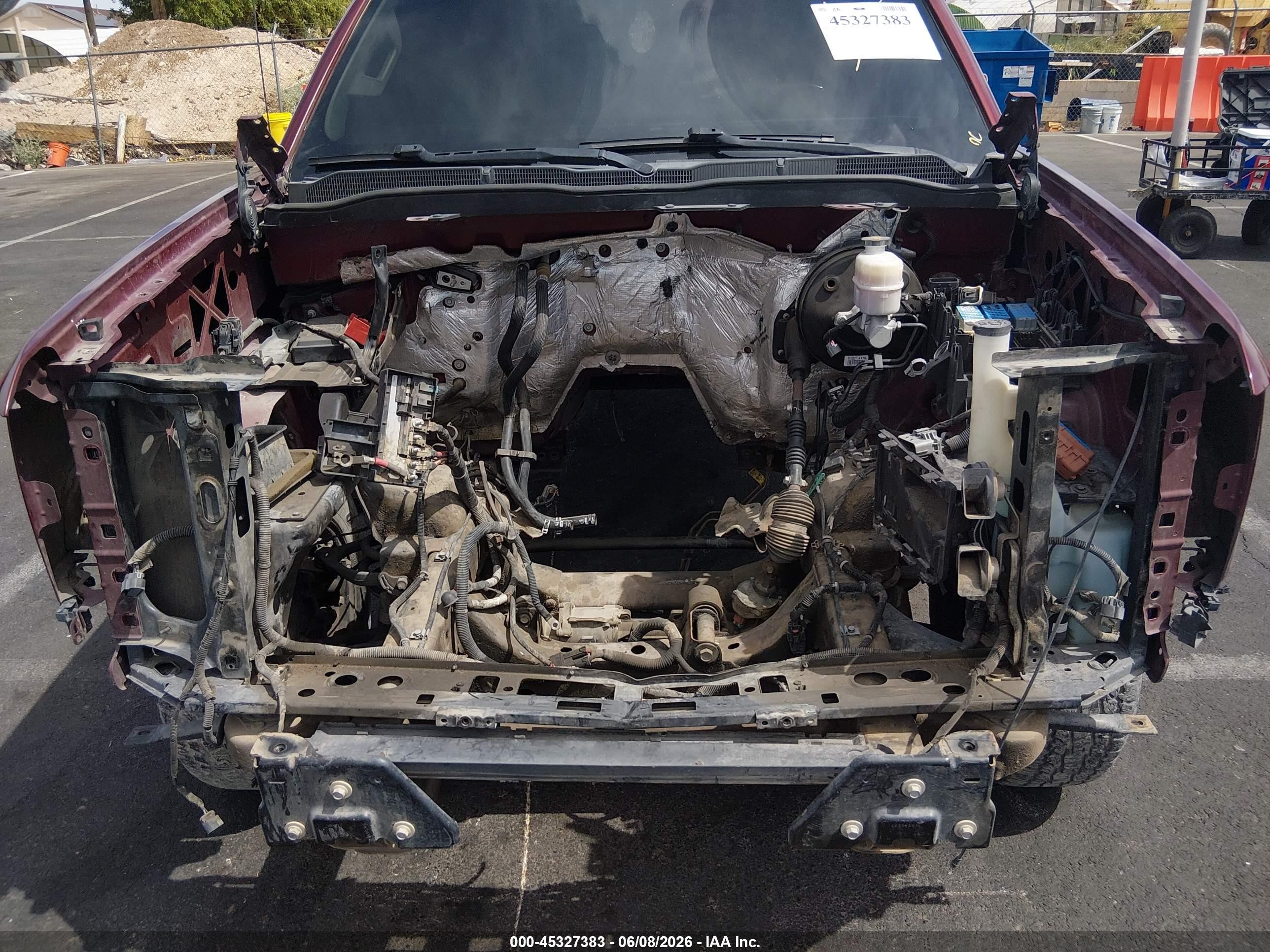 2014 Chevrolet Silverado 1500 1lt Красный vin: 1GCRCREC0EZ409222