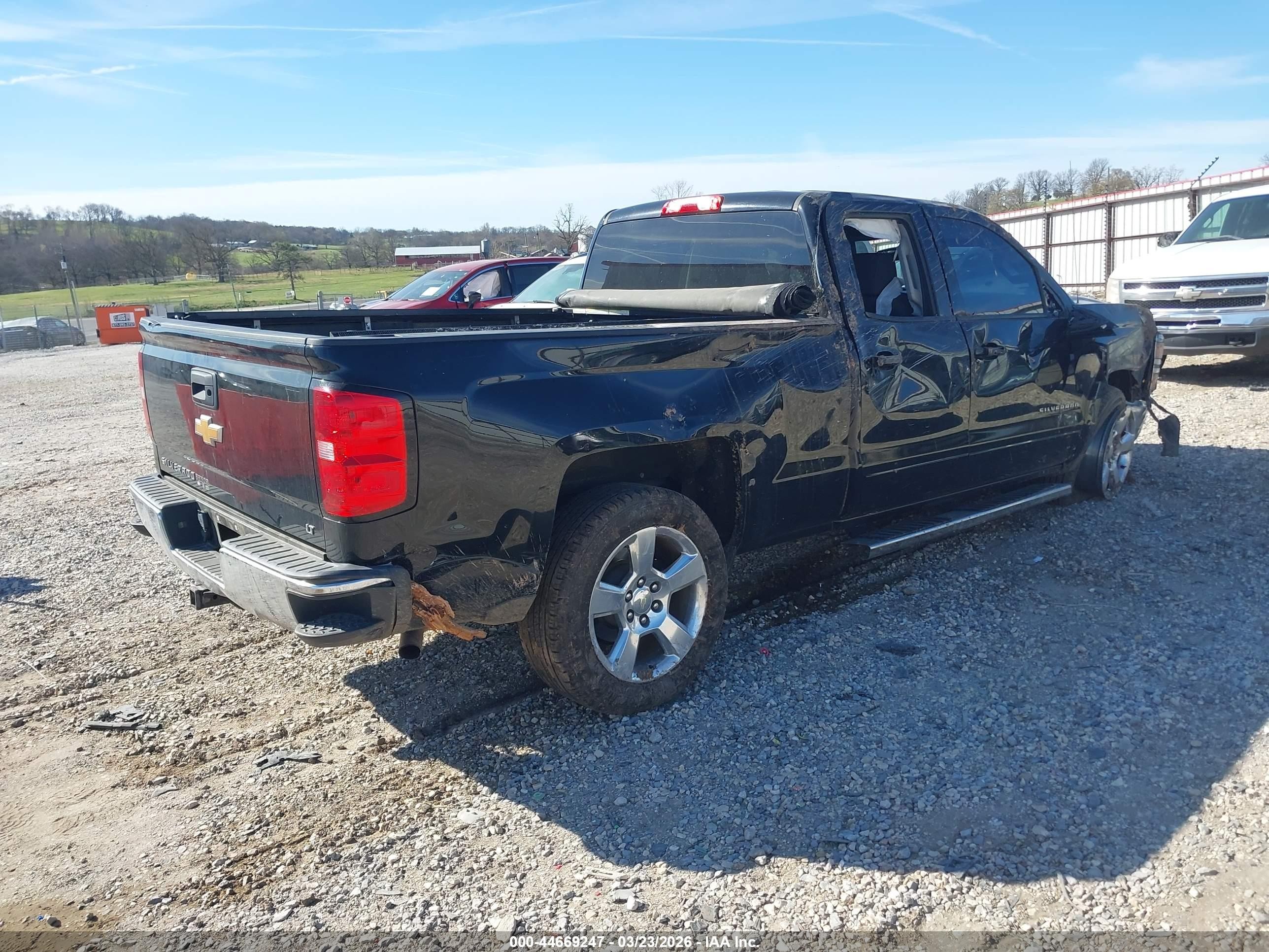 2015 Chevrolet Silverado 1500 1lt Black vin: 1GCRCREC0FZ230843