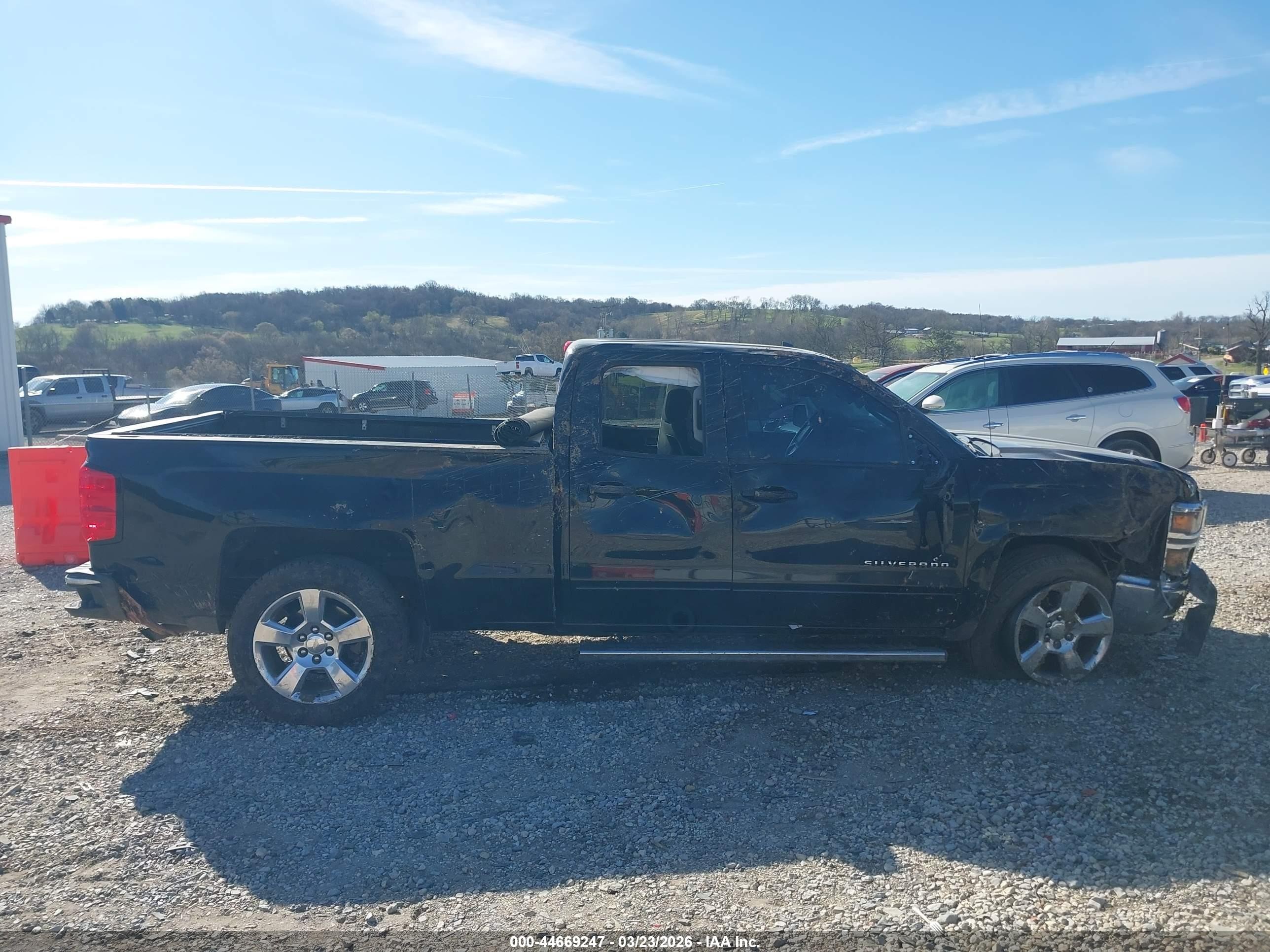 2015 Chevrolet Silverado 1500 1lt Black vin: 1GCRCREC0FZ230843