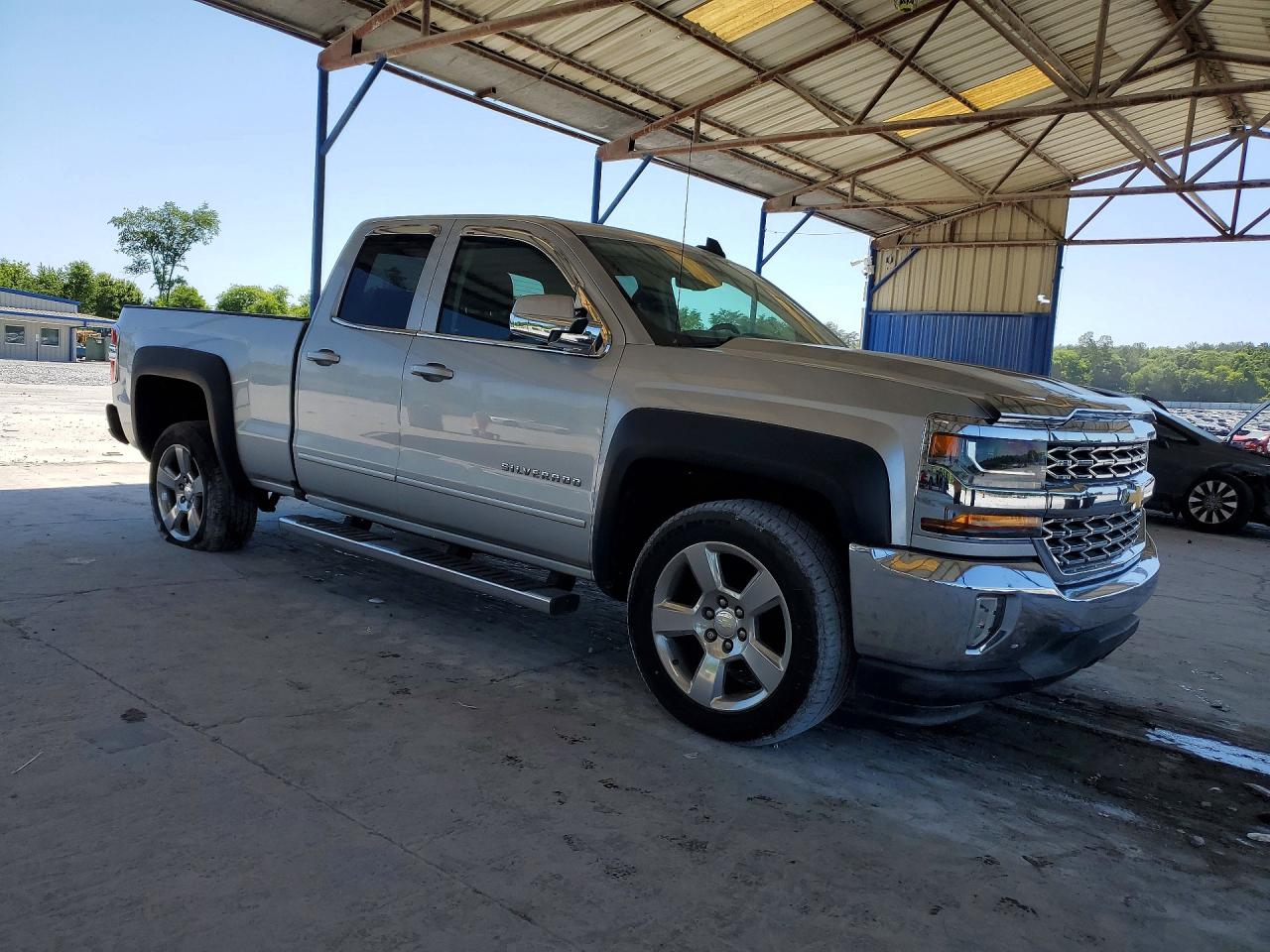 2017 Chevrolet Silverado C1500 Lt Silver vin: 1GCRCREC0HZ258788