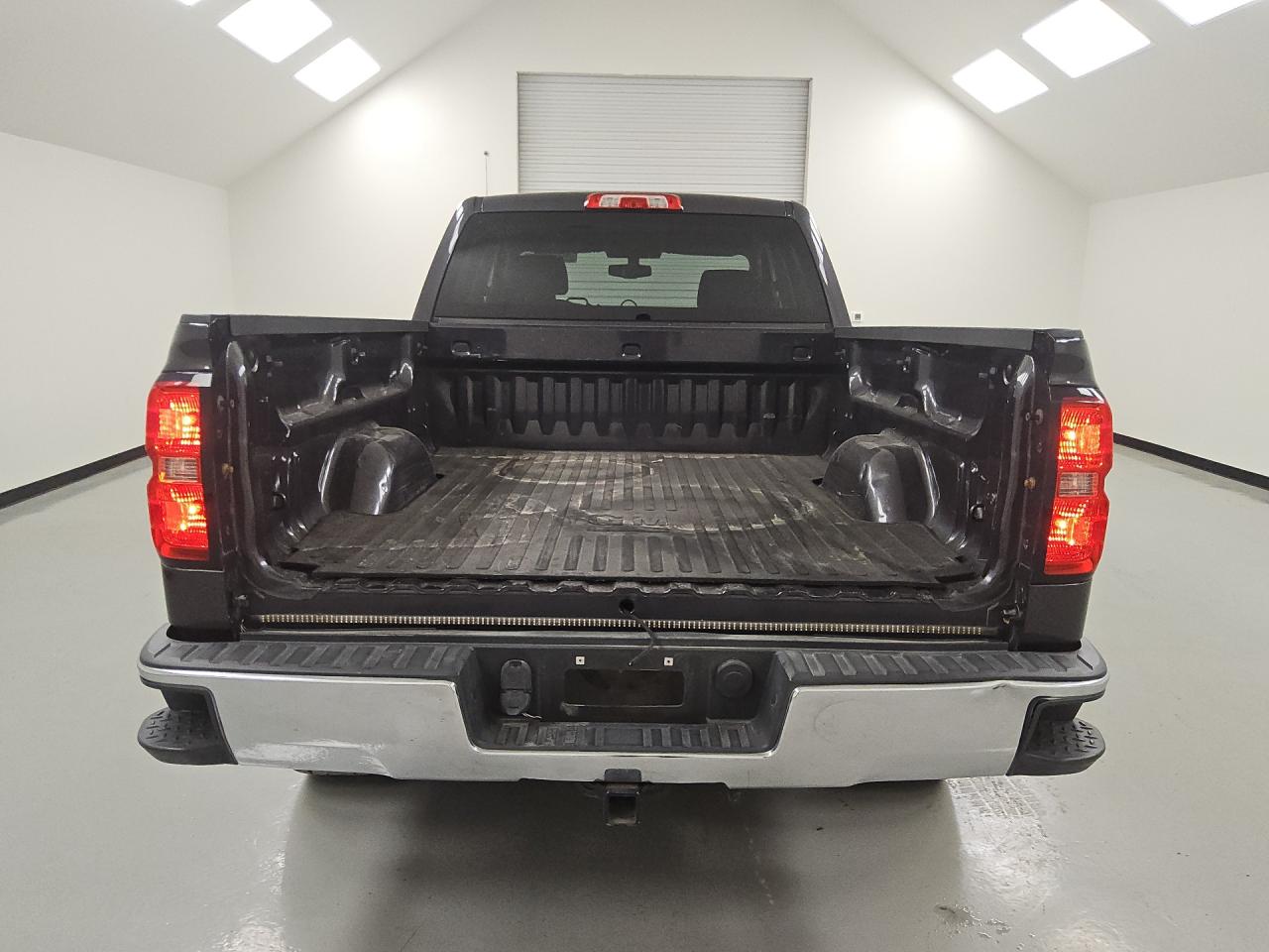 2014 Chevrolet Silverado C1500 Lt Charcoal vin: 1GCRCREC2EZ257993 Damage: Tailgate, Missing, Replacement Required