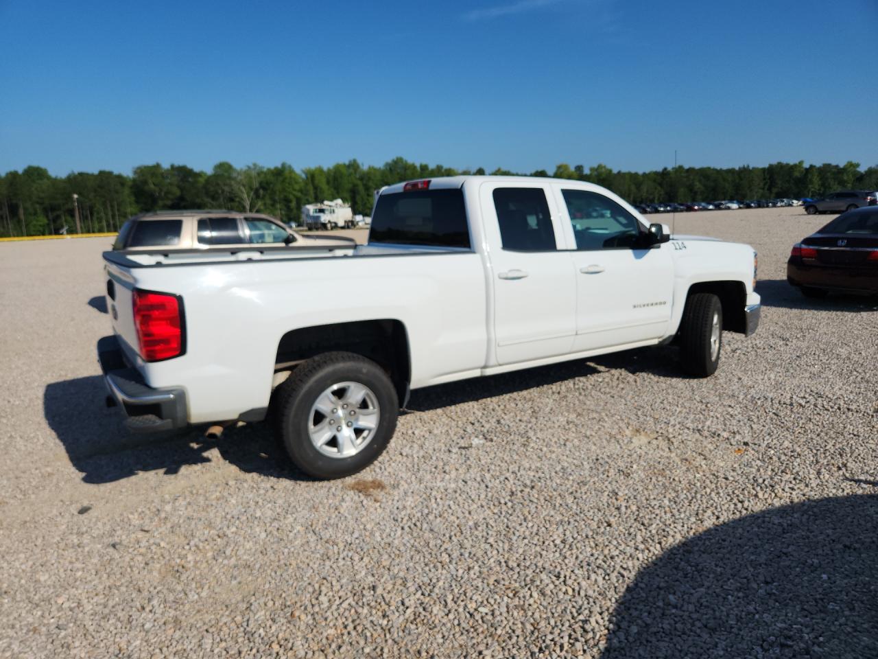 2015 Chevrolet 1500 Picku White vin: 1GCRCREC2FZ349879