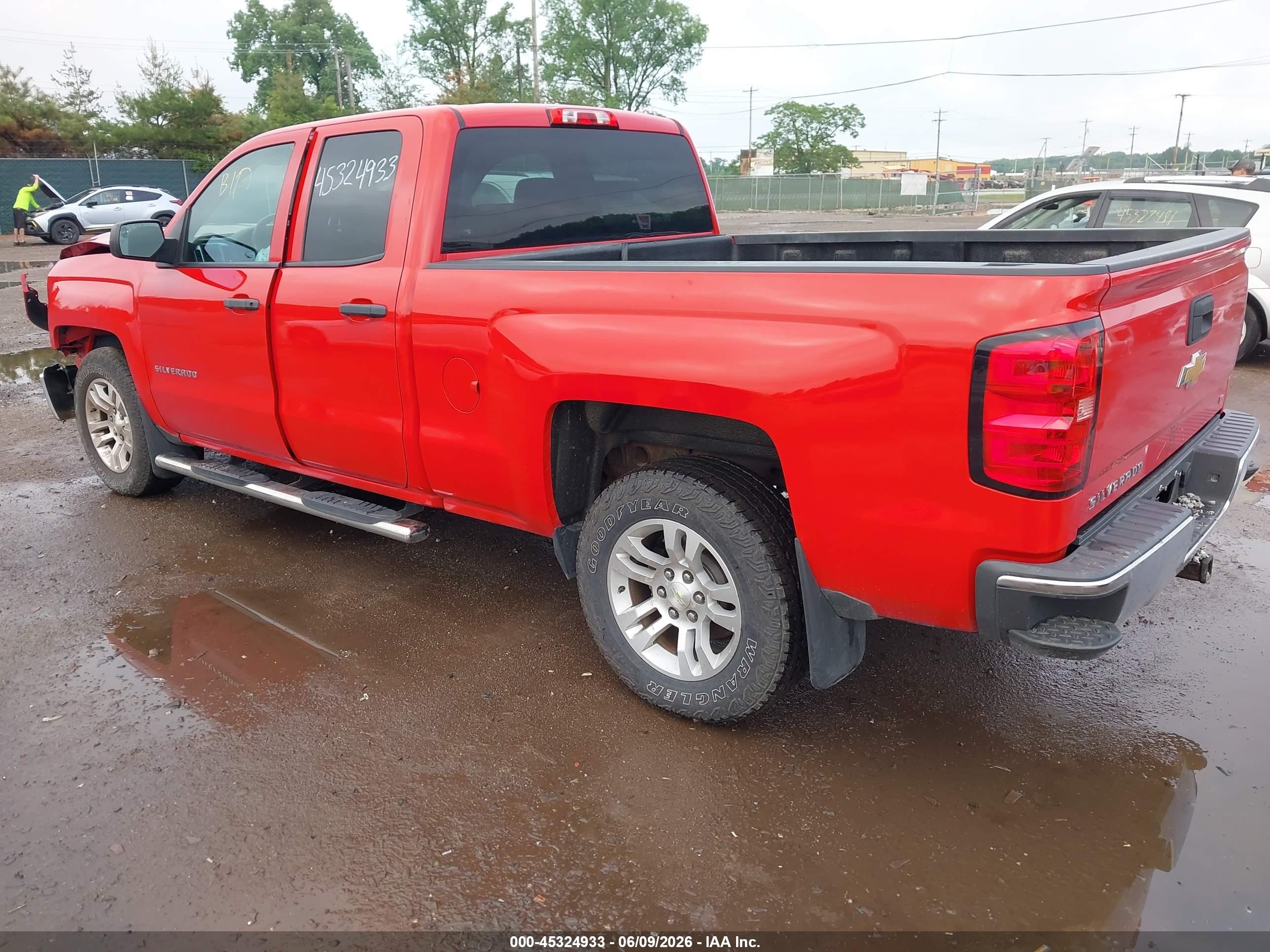 2014 Chevrolet Silverado 1500 1lt Red vin: 1GCRCREC3EZ397082