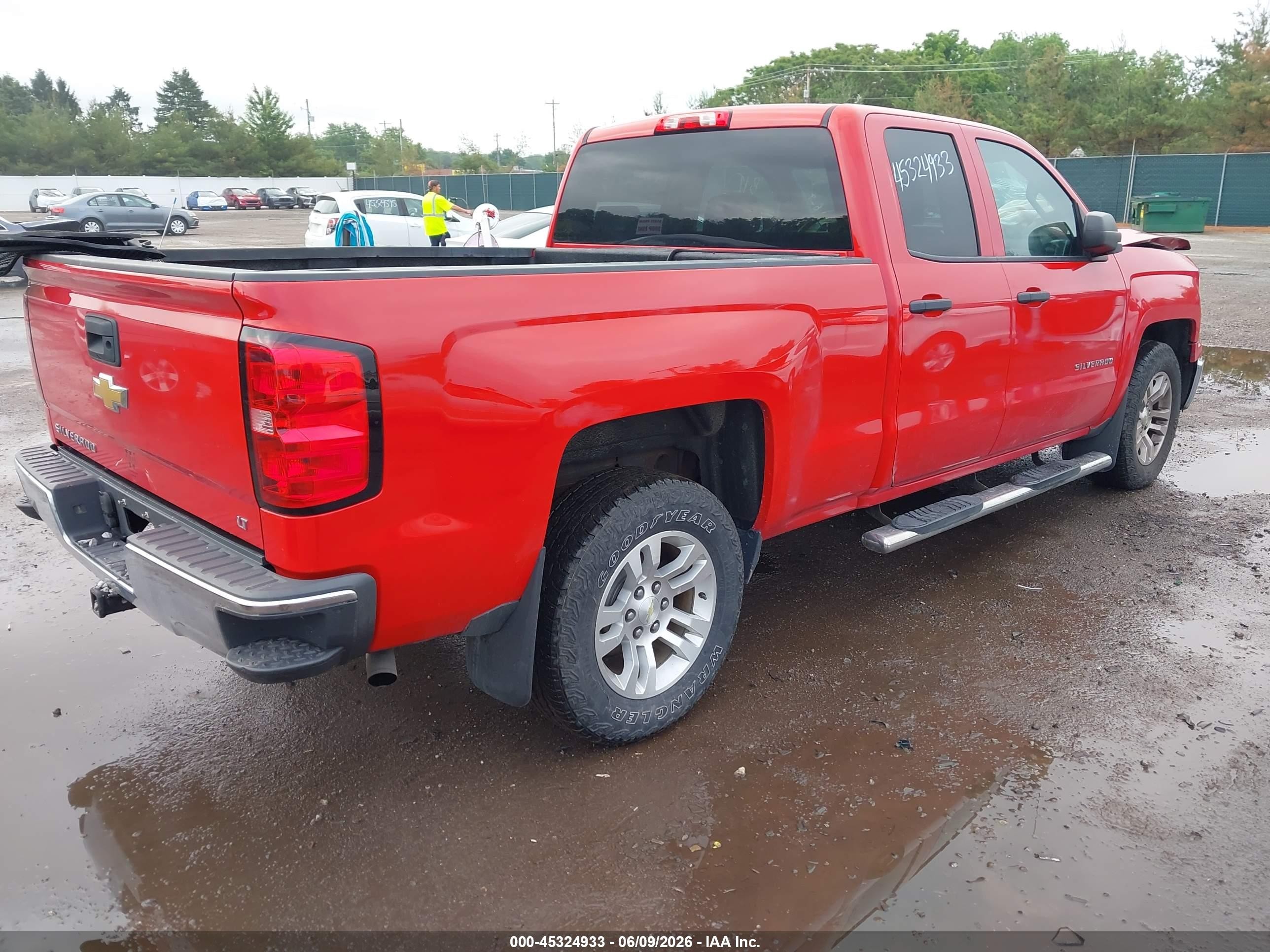 2014 Chevrolet Silverado 1500 1lt Red vin: 1GCRCREC3EZ397082