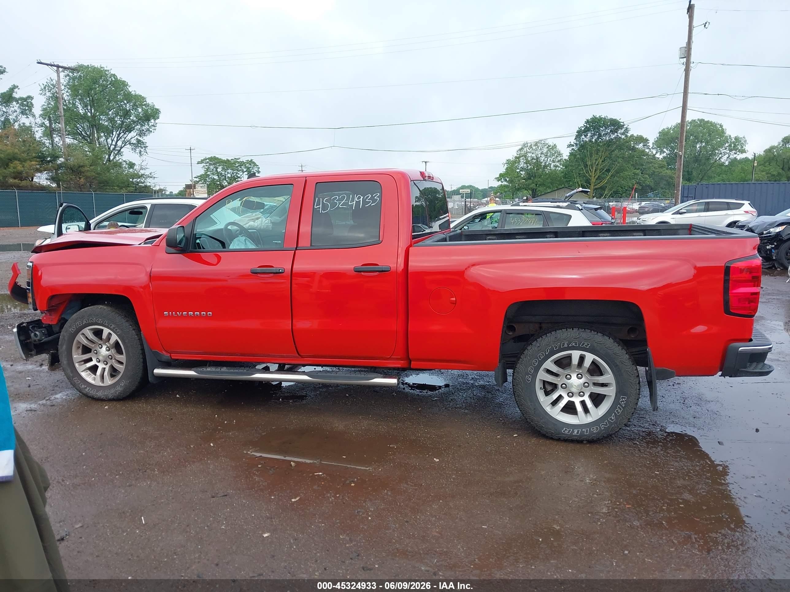 2014 Chevrolet Silverado 1500 1lt Red vin: 1GCRCREC3EZ397082