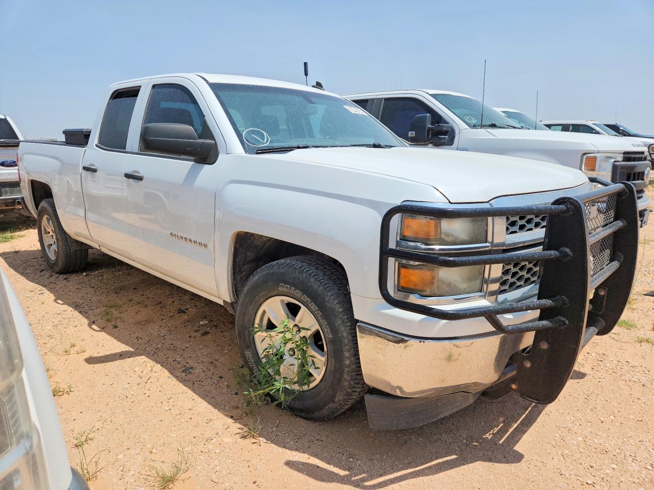2014 Chevrolet Silverado C1500 Lt White vin: 1GCRCREC5EZ114939