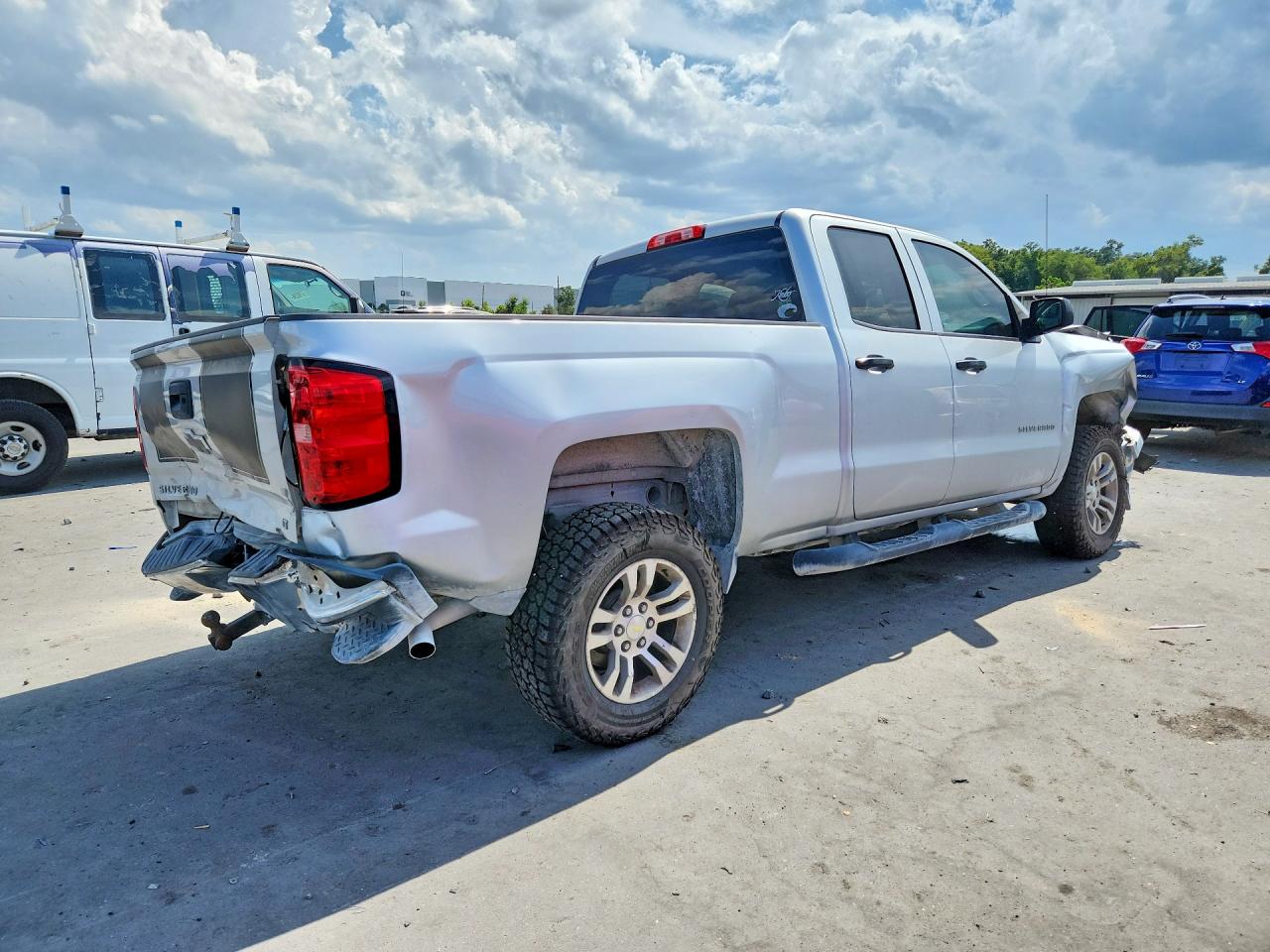 2014 Chevrolet Silverado C1500 Lt Silver vin: 1GCRCREC5EZ415999