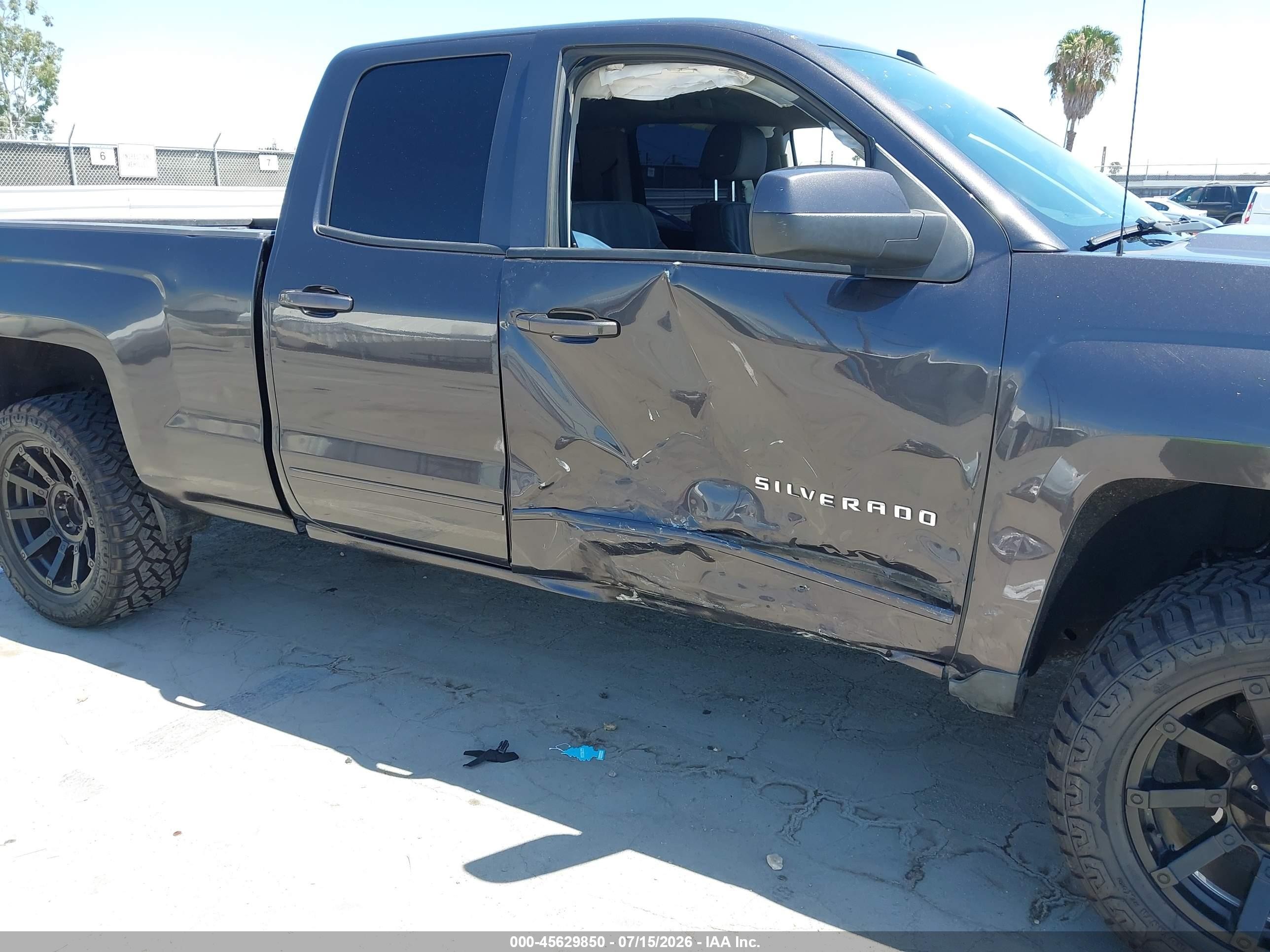 2015 Chevrolet Silverado 1500 Lt Серый vin: 1GCRCREC6FZ303004