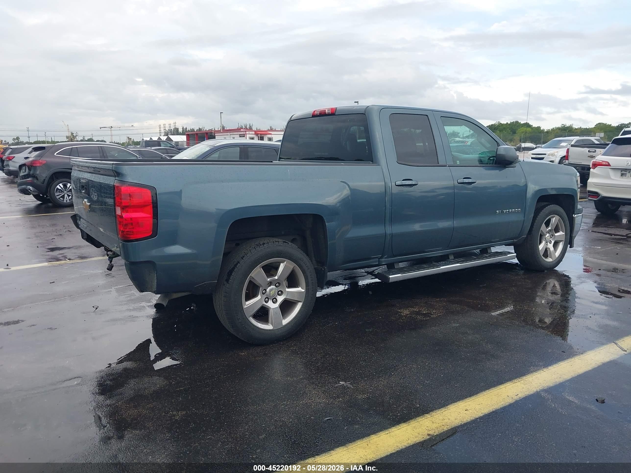 2014 Chevrolet Silverado 1500 1lt Blue vin: 1GCRCREC7EZ350718