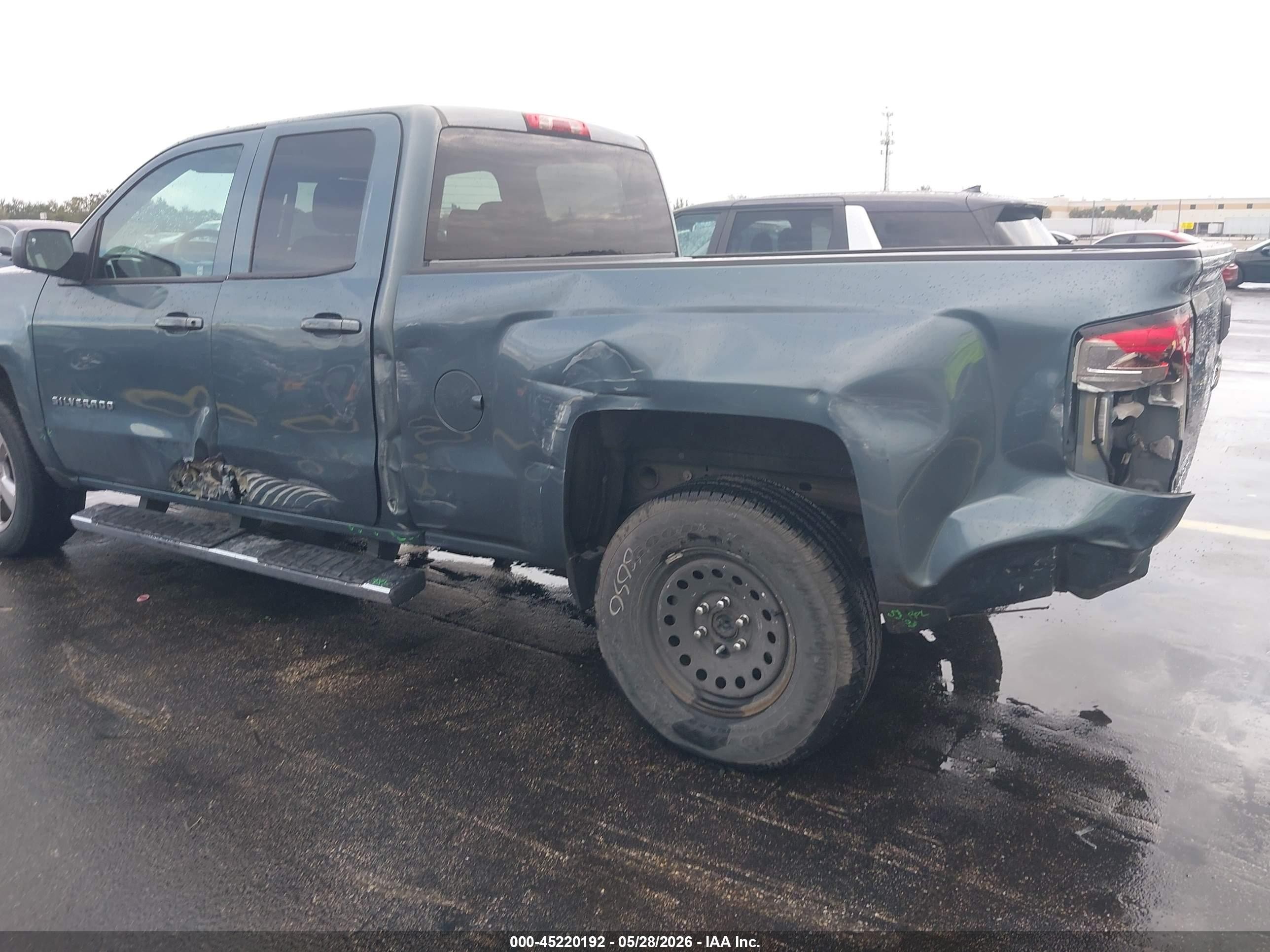 2014 Chevrolet Silverado 1500 1lt Blue vin: 1GCRCREC7EZ350718