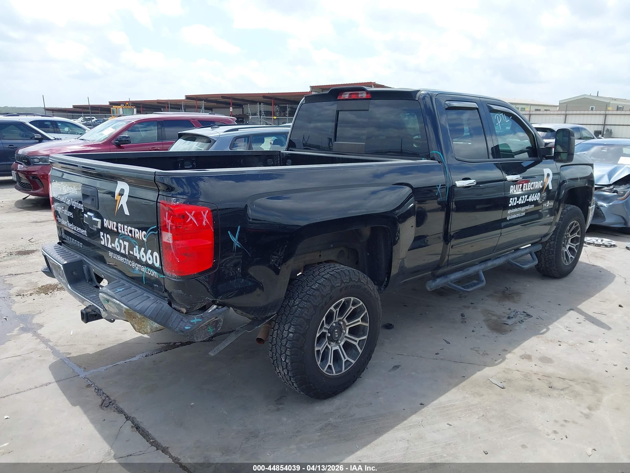 2015 Chevrolet Silverado 1500 1lt Black vin: 1GCRCREC7FZ160323
