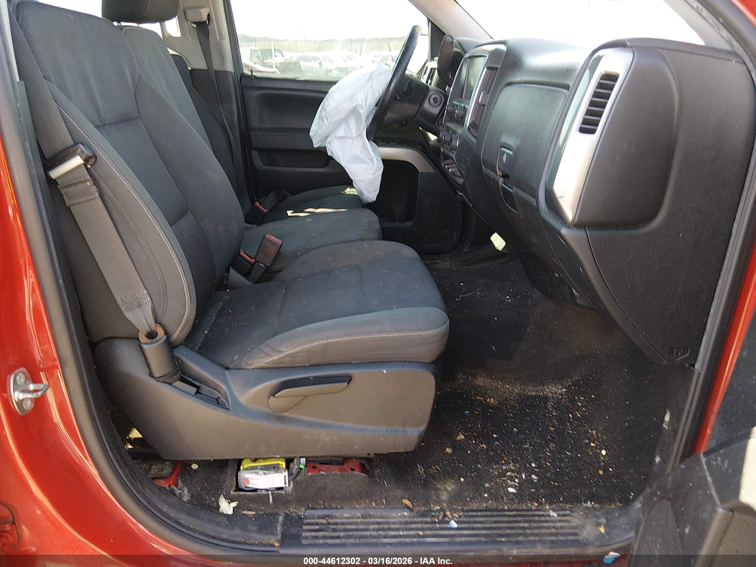 2015 Chevrolet Silverado 1500 1lt Red vin: 1GCRCREC7FZ323701