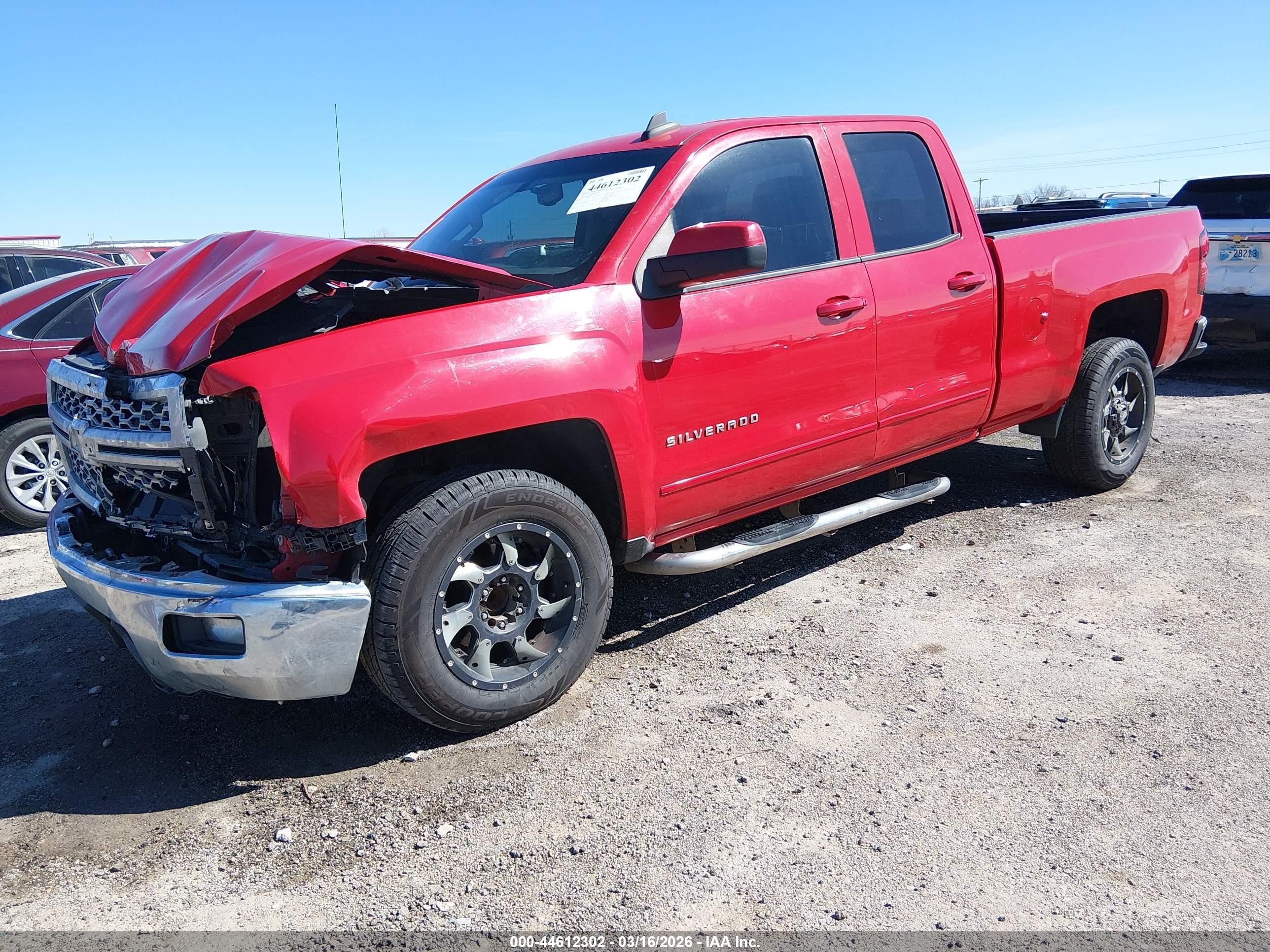 2015 Chevrolet Silverado 1500 1lt Red vin: 1GCRCREC7FZ323701