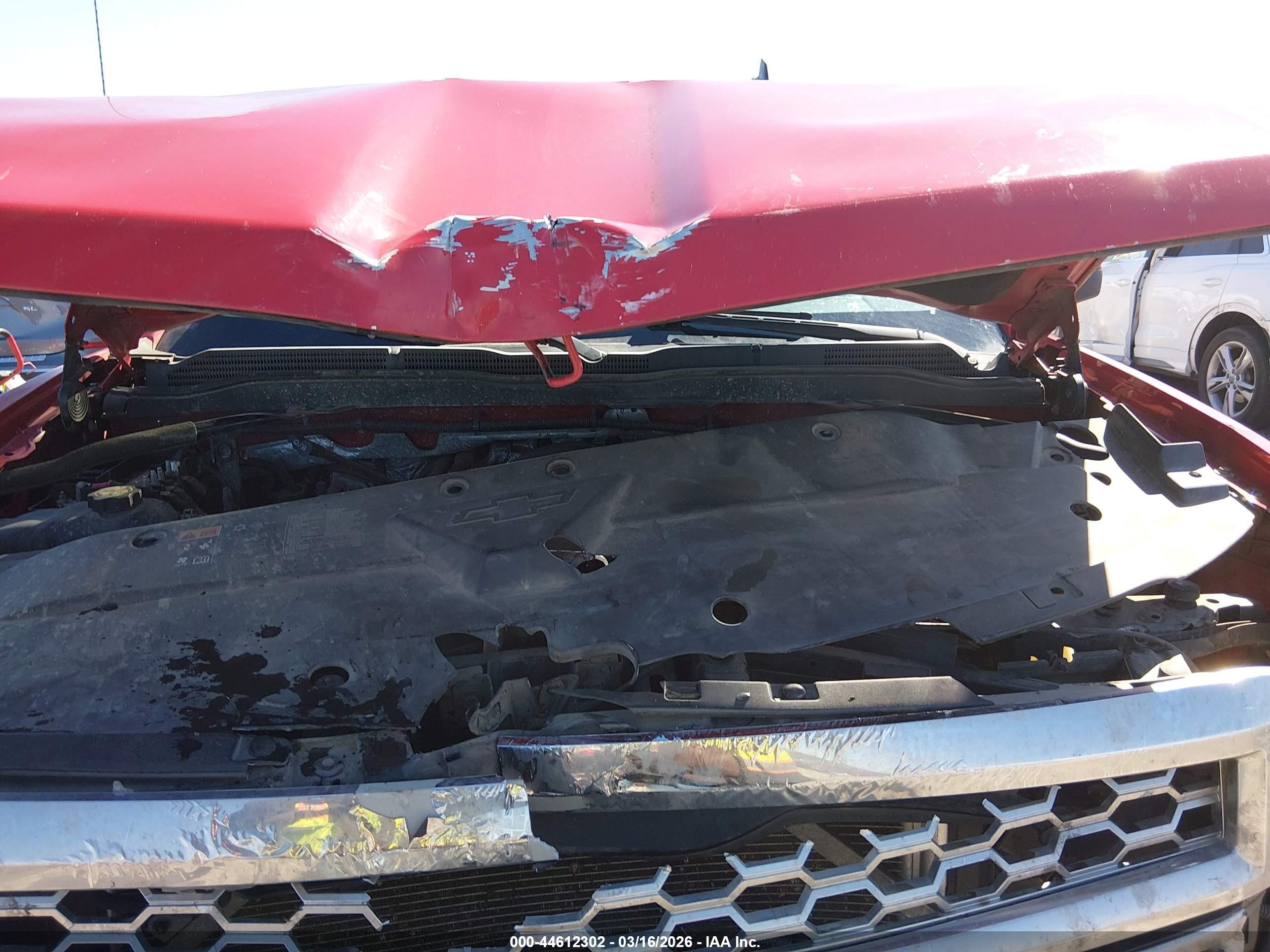 2015 Chevrolet Silverado 1500 1lt Red vin: 1GCRCREC7FZ323701