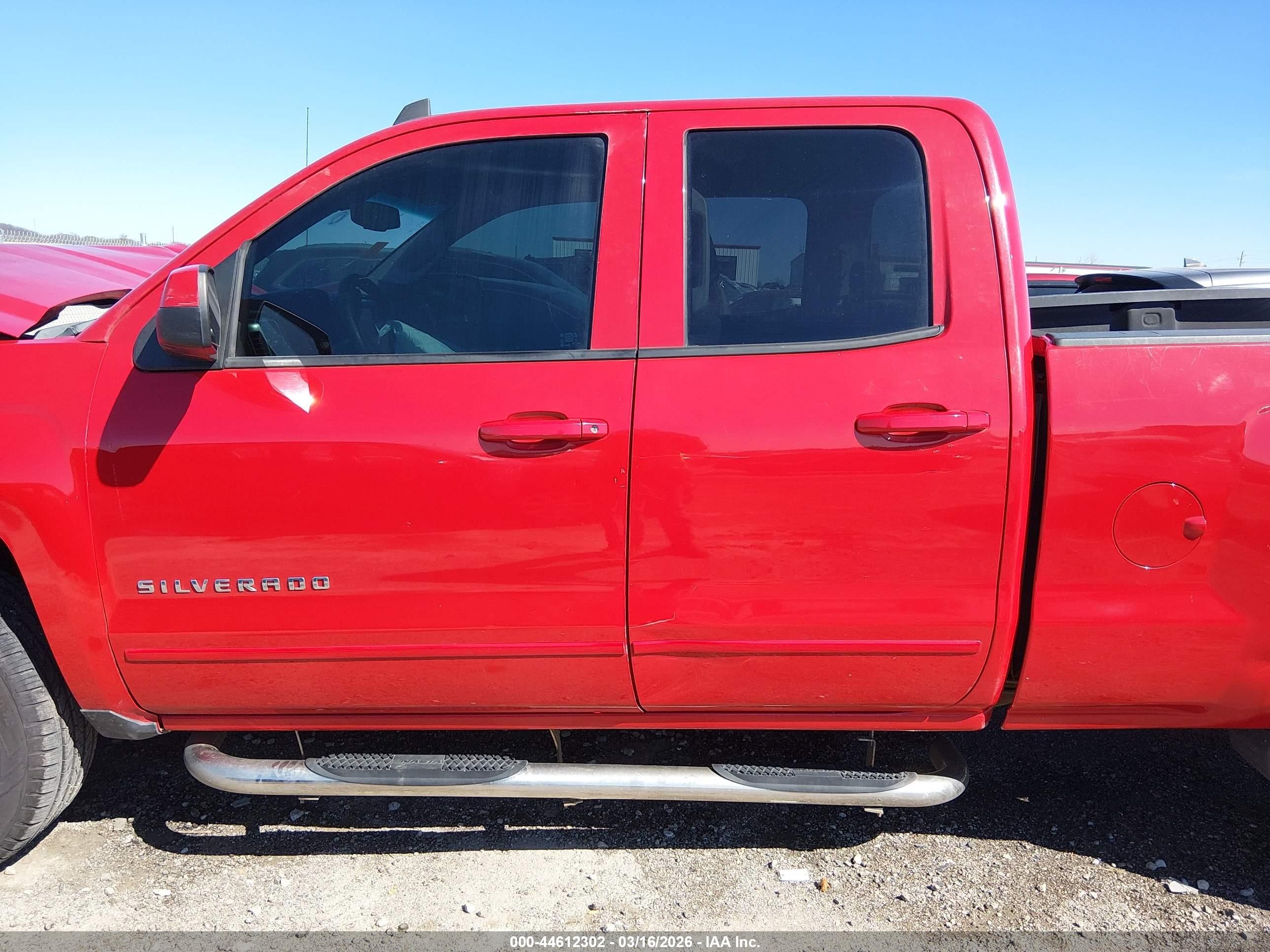 2015 Chevrolet Silverado 1500 1lt Red vin: 1GCRCREC7FZ323701