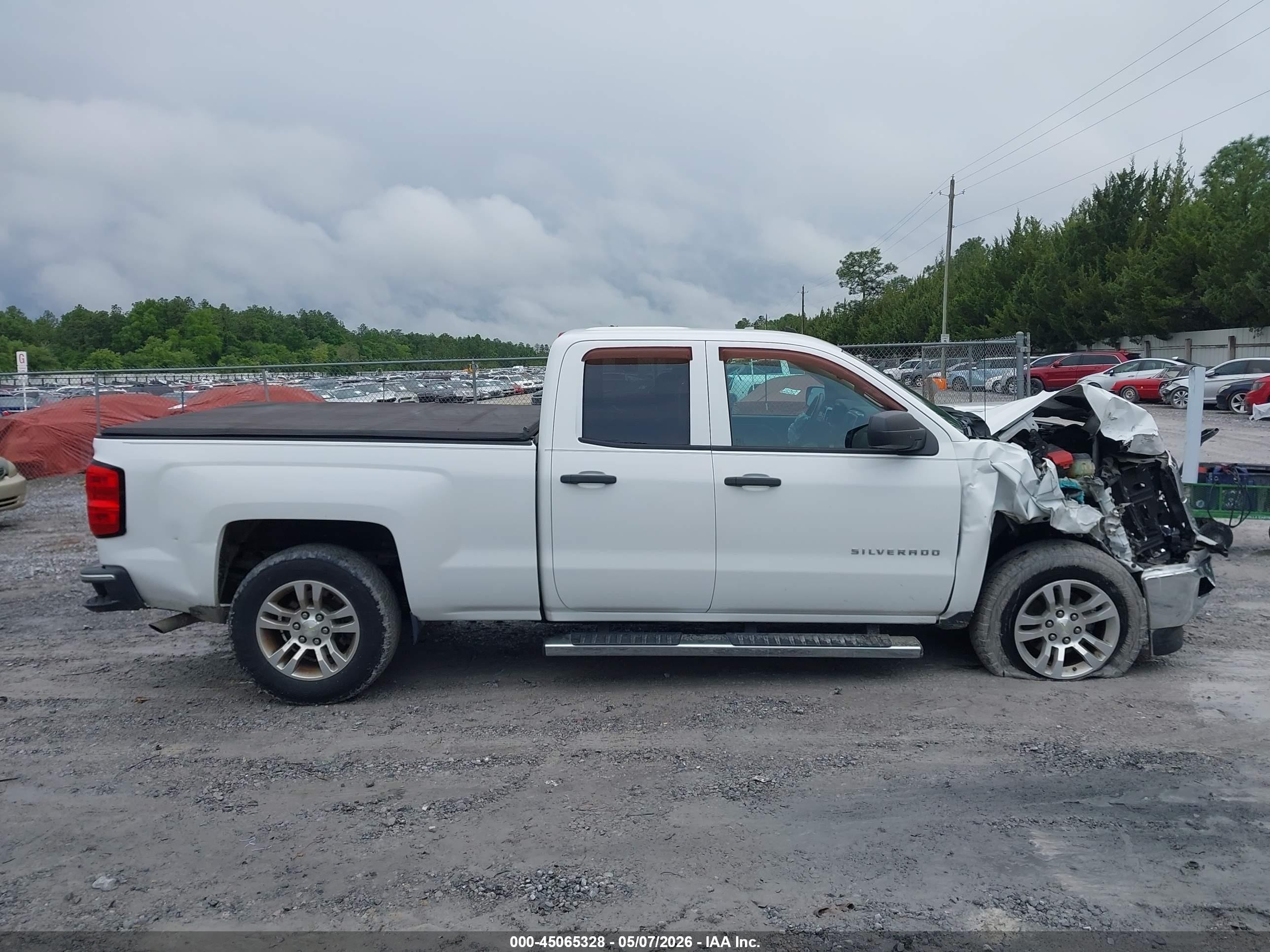 2014 Chevrolet Silverado 1500 1lt White vin: 1GCRCREC8EZ411543