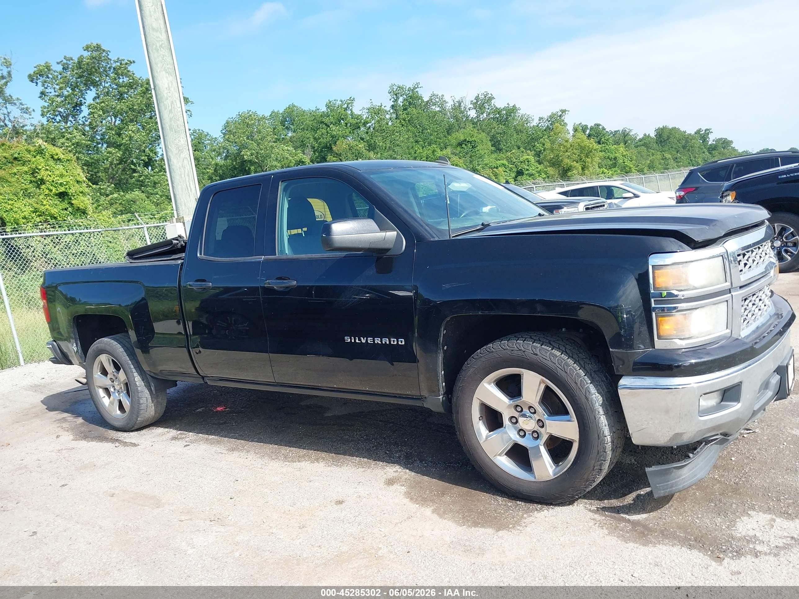 2014 Chevrolet Silverado 1500 1lt Black vin: 1GCRCREC9EZ237448
