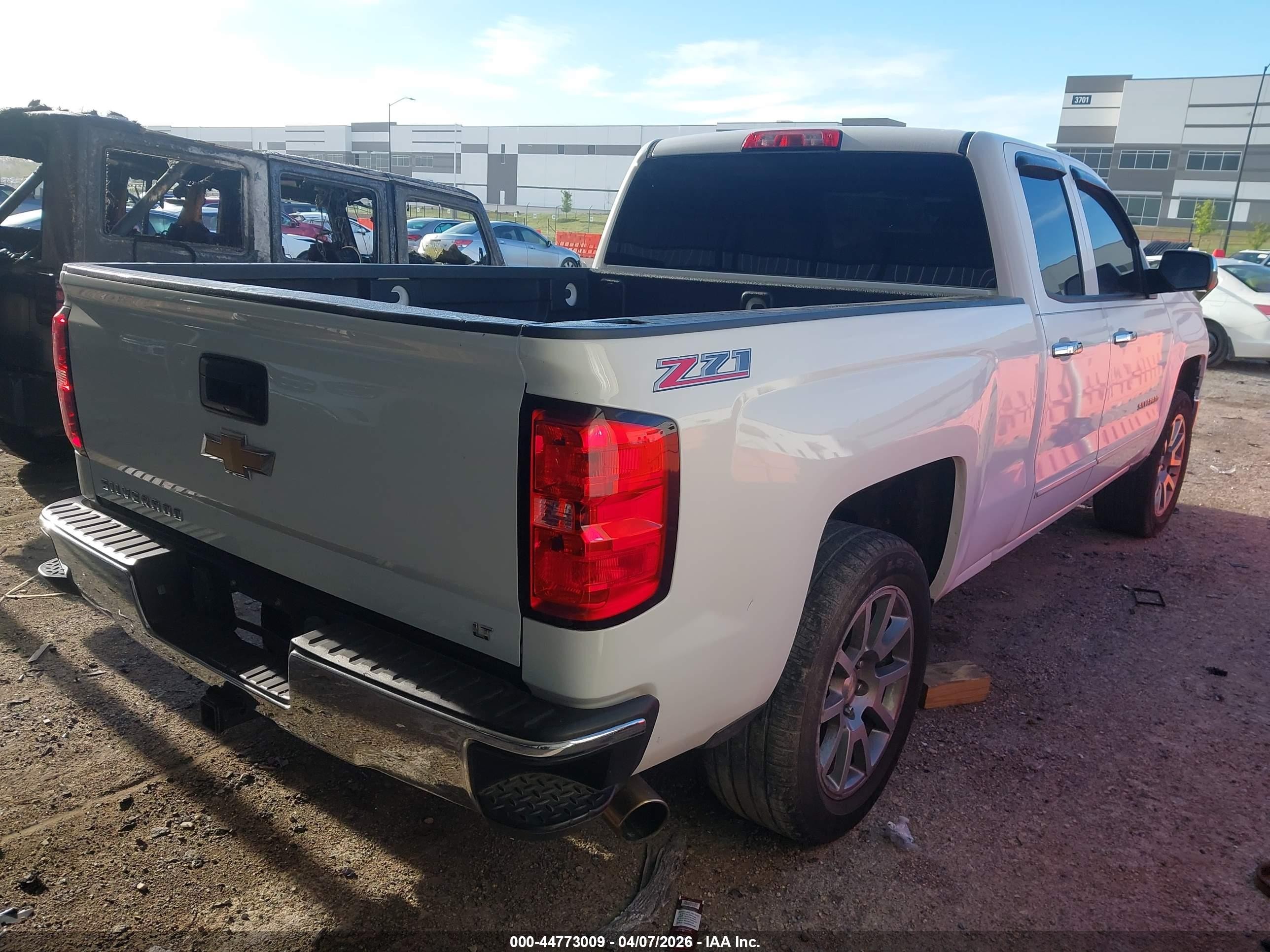 2015 Chevrolet Silverado 1500 2lt White vin: 1GCRCREC9FZ298753