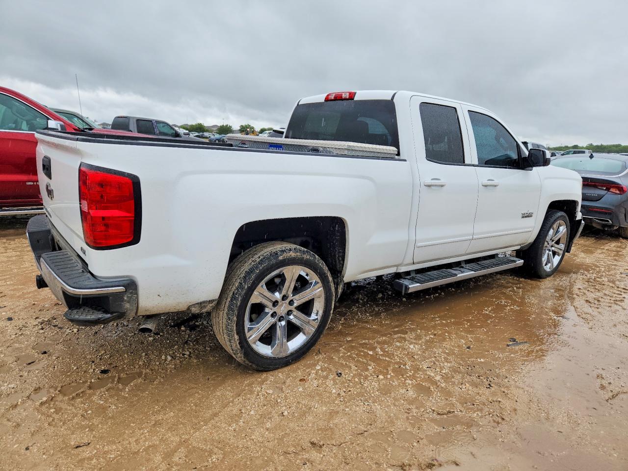 2015 Chevrolet Silverado C1500 Lt White vin: 1GCRCREC9FZ414307