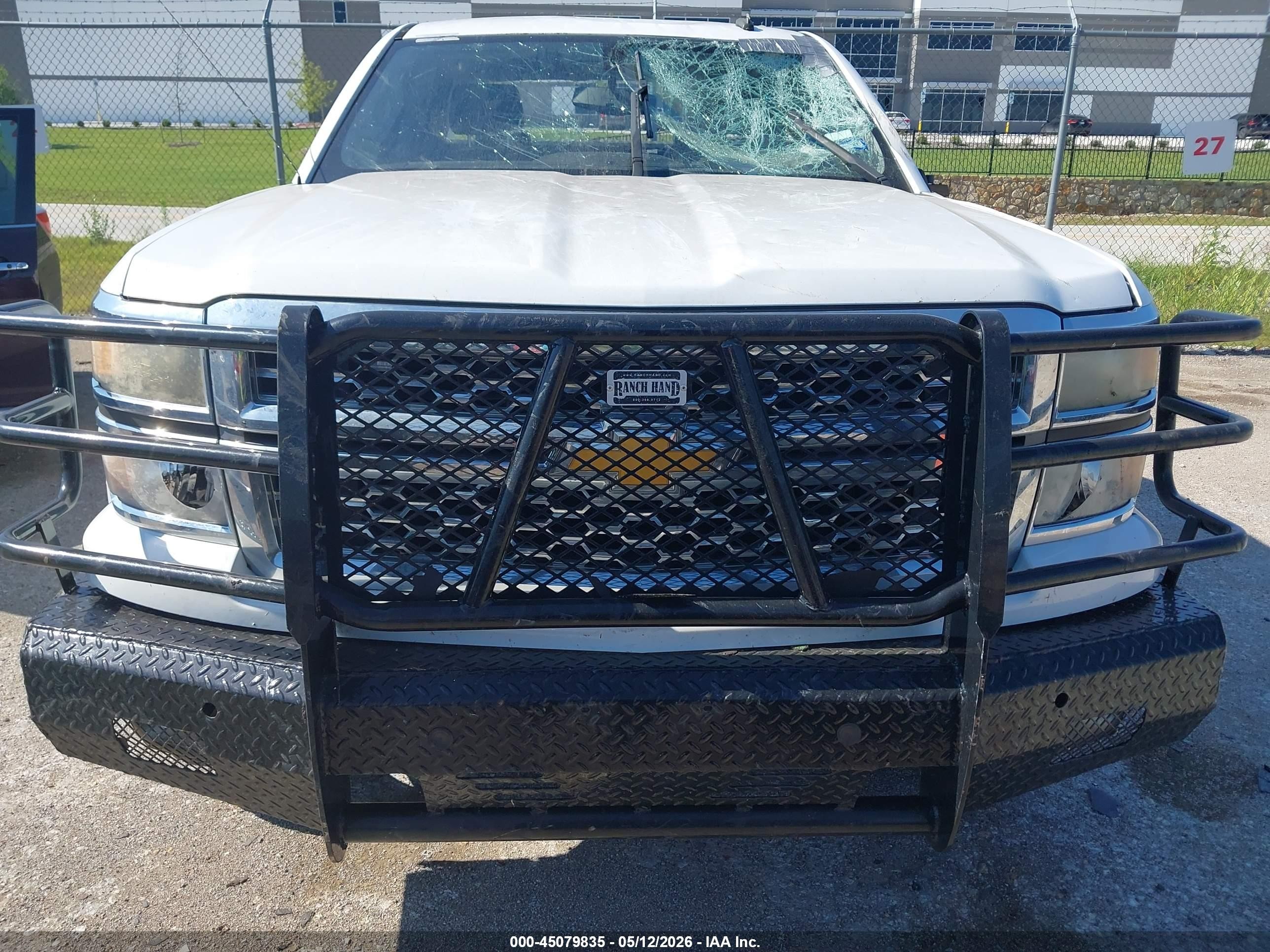 2014 Chevrolet Silverado 1500 1lt Белый vin: 1GCRCREH2EZ165990