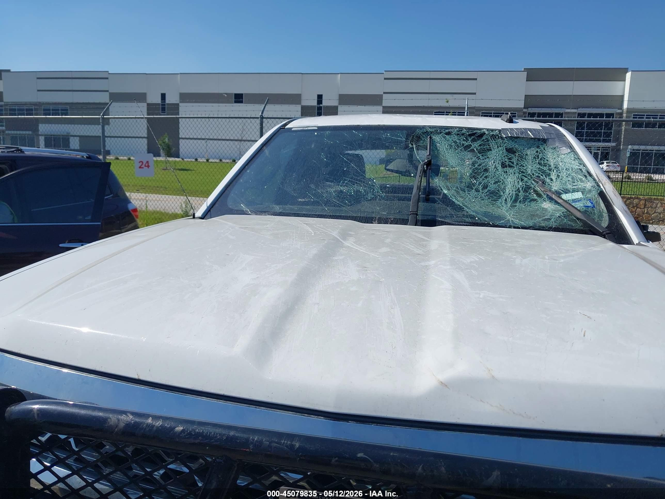 2014 Chevrolet Silverado 1500 1lt Белый vin: 1GCRCREH2EZ165990