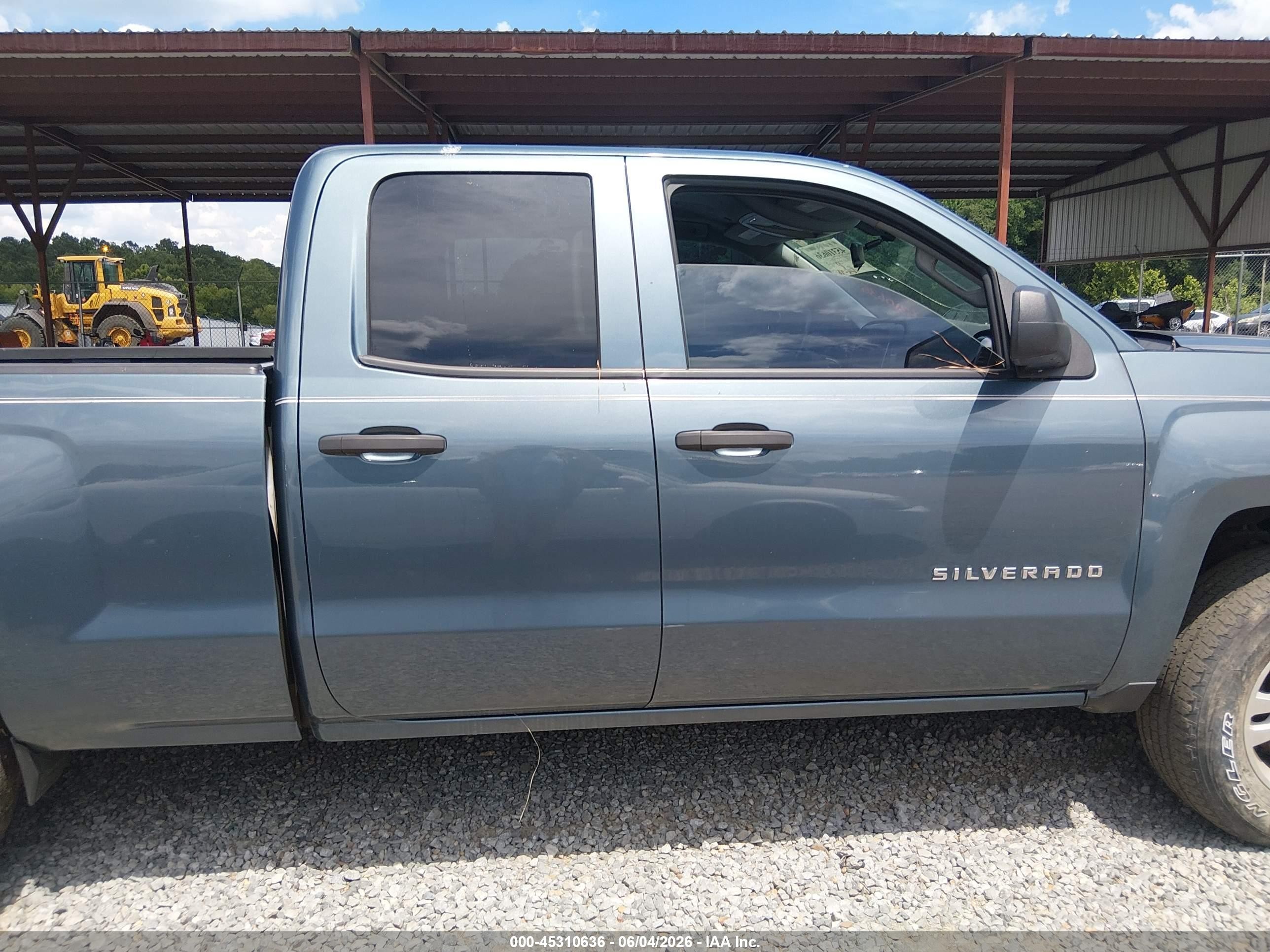2014 Chevrolet Silverado 1500 1lt Blue vin: 1GCRCREH3EZ123599