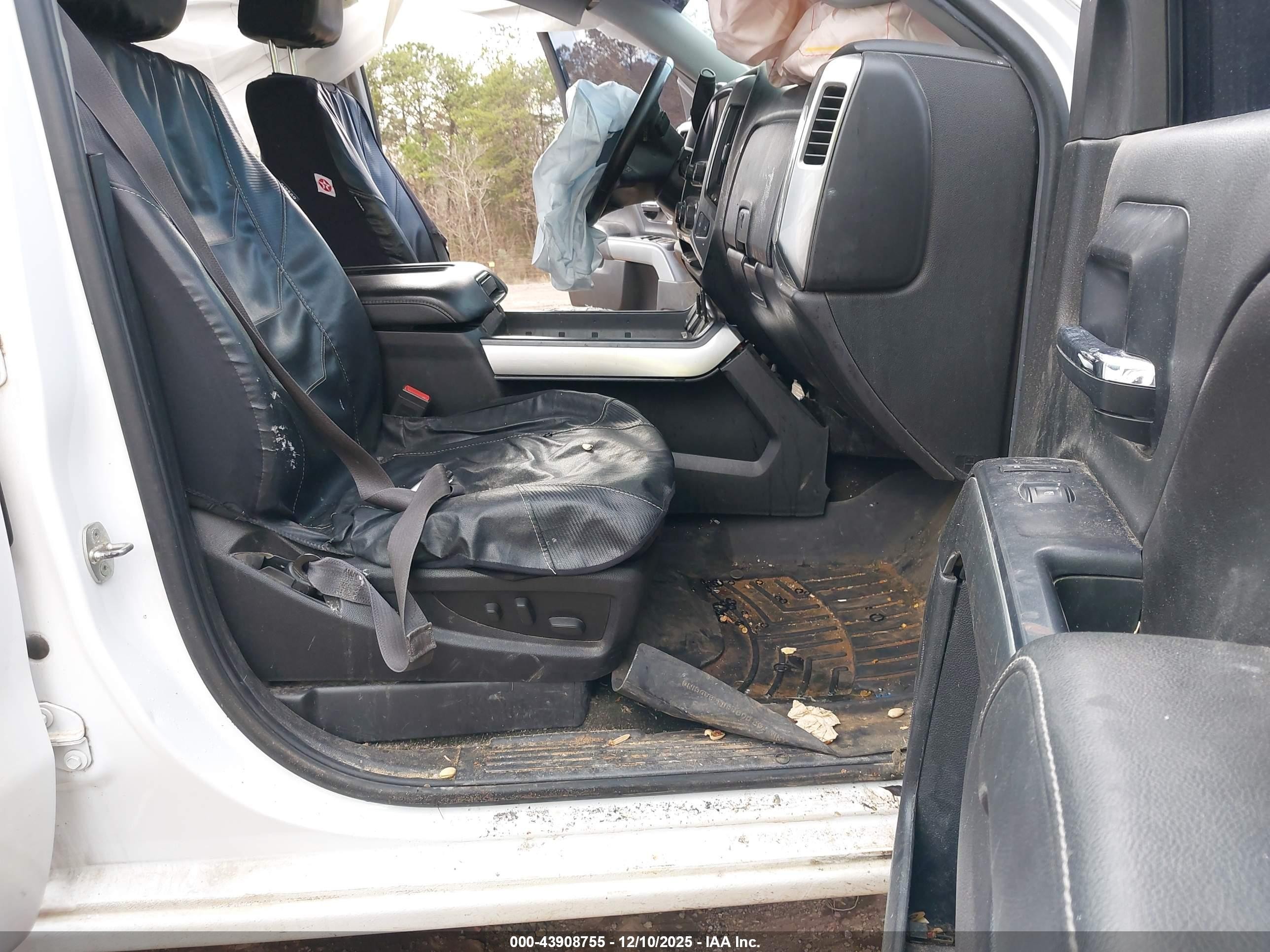 2014 Chevrolet Silverado 1500 1lt White vin: 1GCRCREH6EZ282116