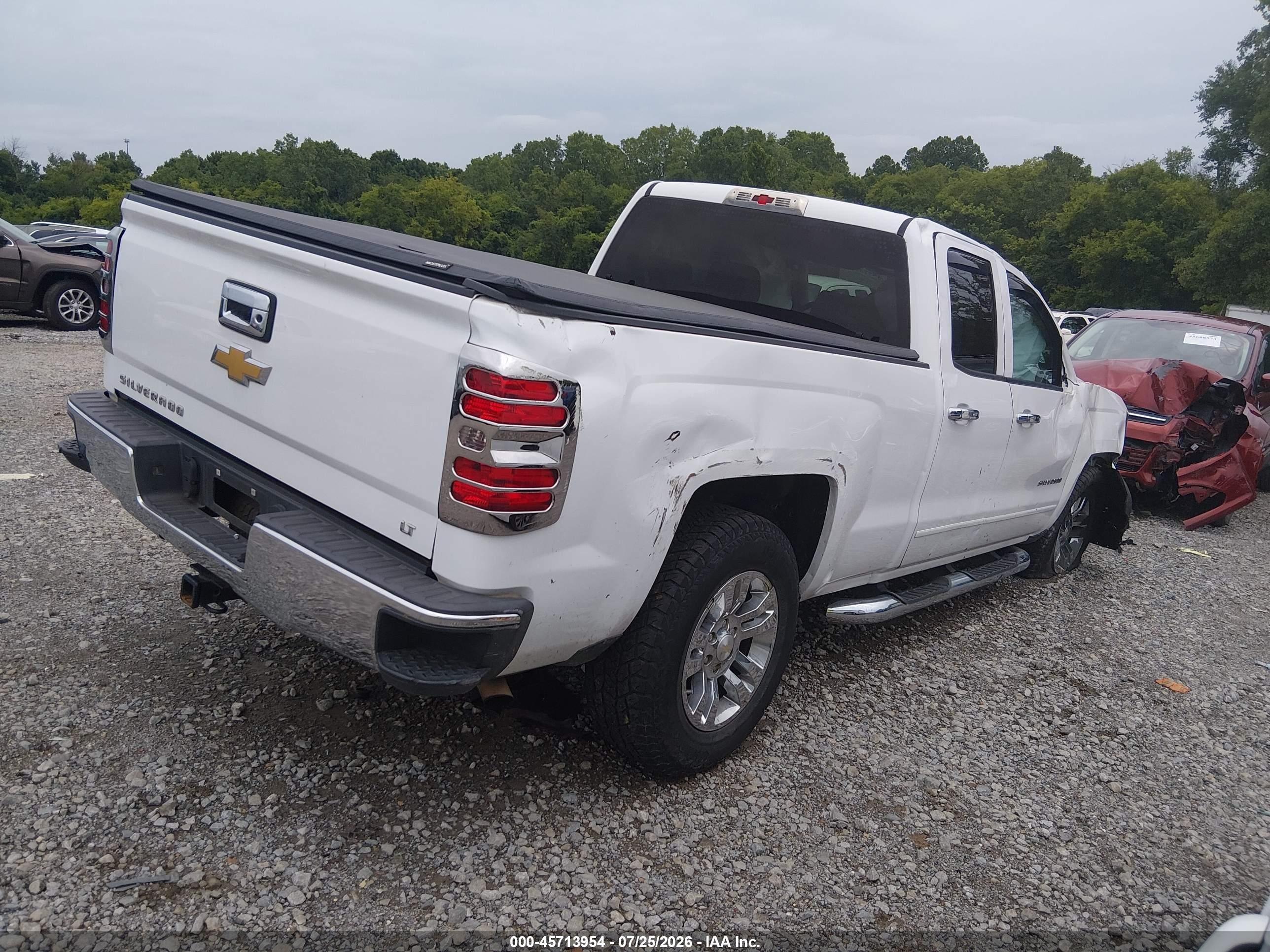 2015 Chevrolet Silverado 1500 Lt White vin: 1GCRCREH6FZ156193