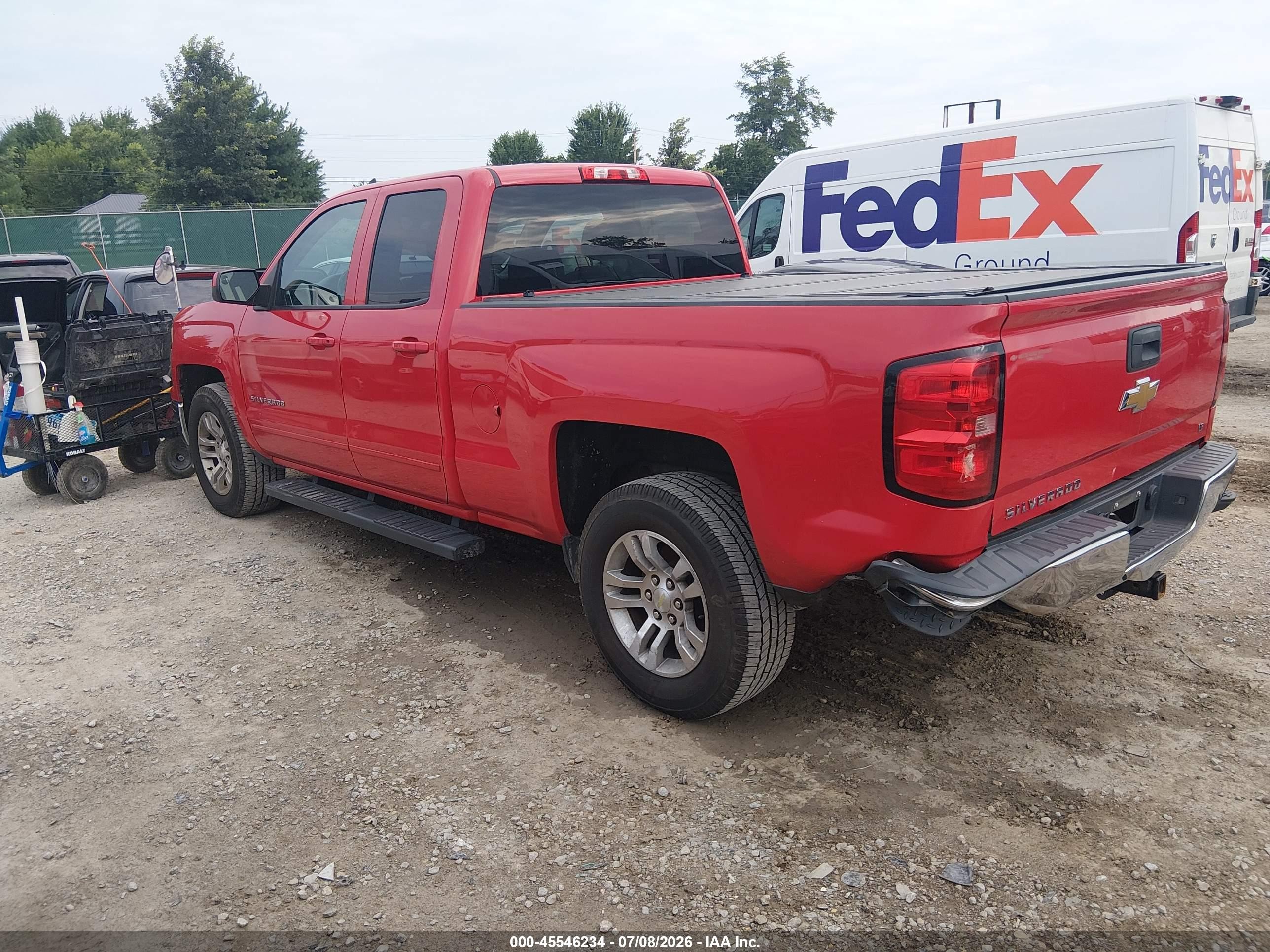 2015 Chevrolet Silverado 1500 1lt Красный vin: 1GCRCREH7FZ221410