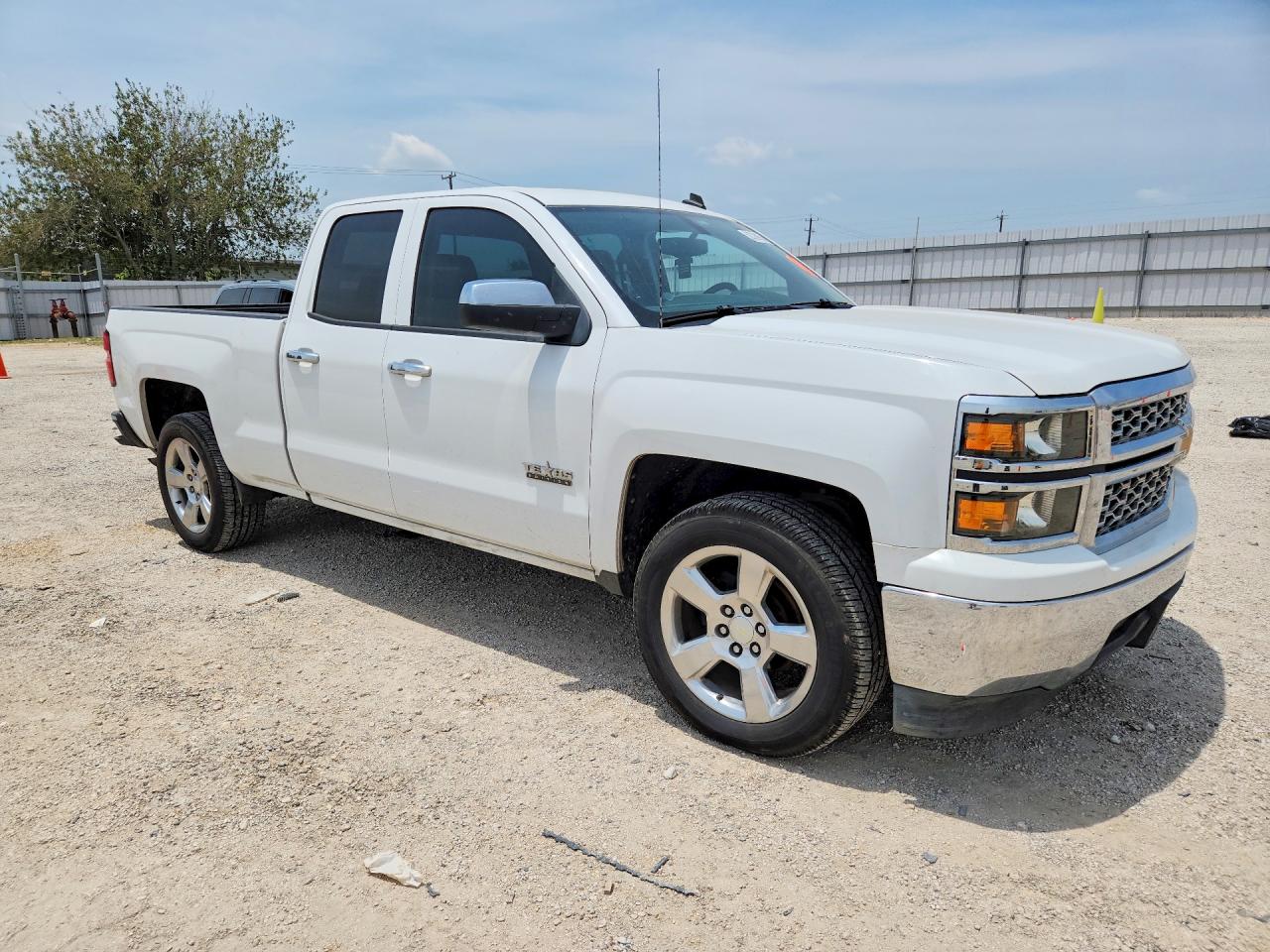 2014 Chevrolet Silverado C1500 Lt White vin: 1GCRCREHXEZ271765