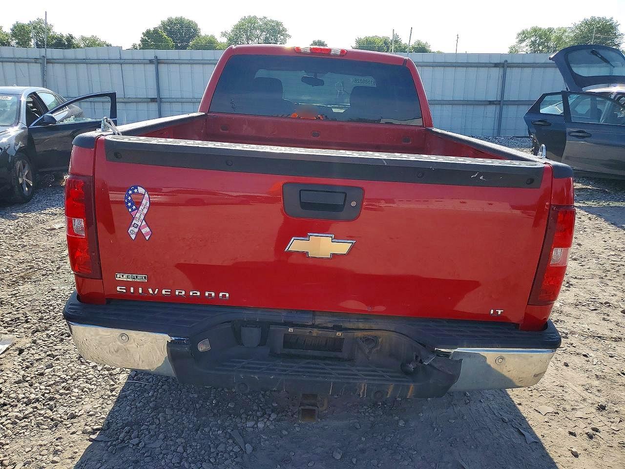 2011 Chevrolet Silverado C1500 Lt Red vin: 1GCRCSE00BZ100326