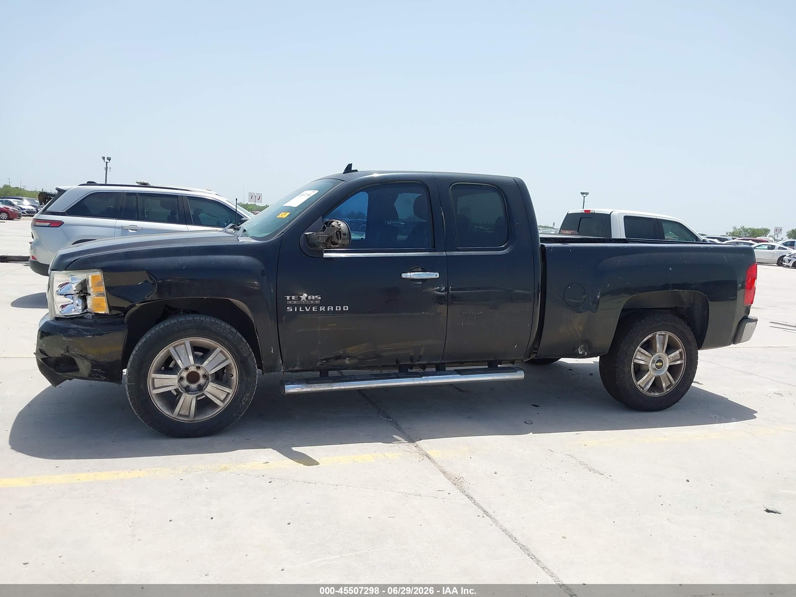 2011 Chevrolet Silverado 1500 Lt Black vin: 1GCRCSE00BZ465878