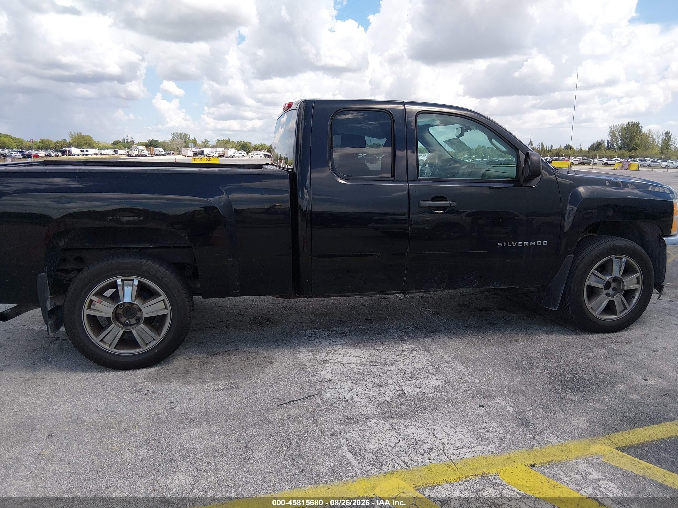 2013 Chevrolet Silverado 1500 Lt Black vin: 1GCRCSE00DZ341354