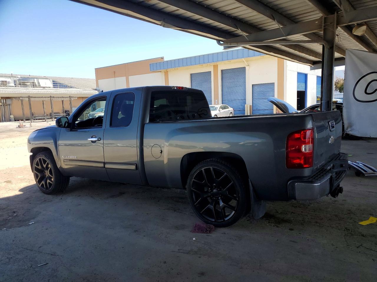 2011 Chevrolet Silverado C1500 Lt Gray vin: 1GCRCSE01BZ162740