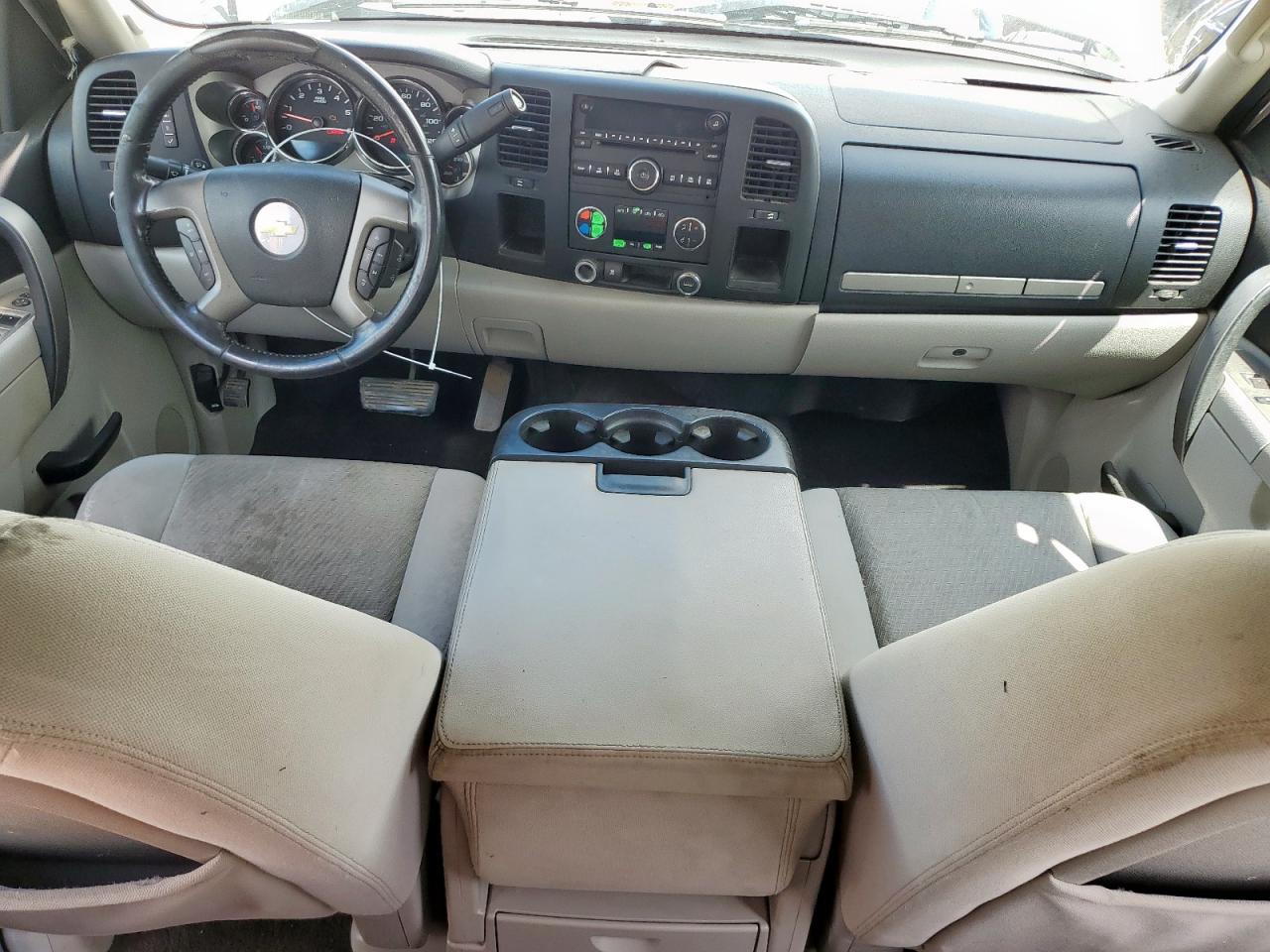 2011 Chevrolet Silverado C1500 Lt White vin: 1GCRCSE01BZ218630