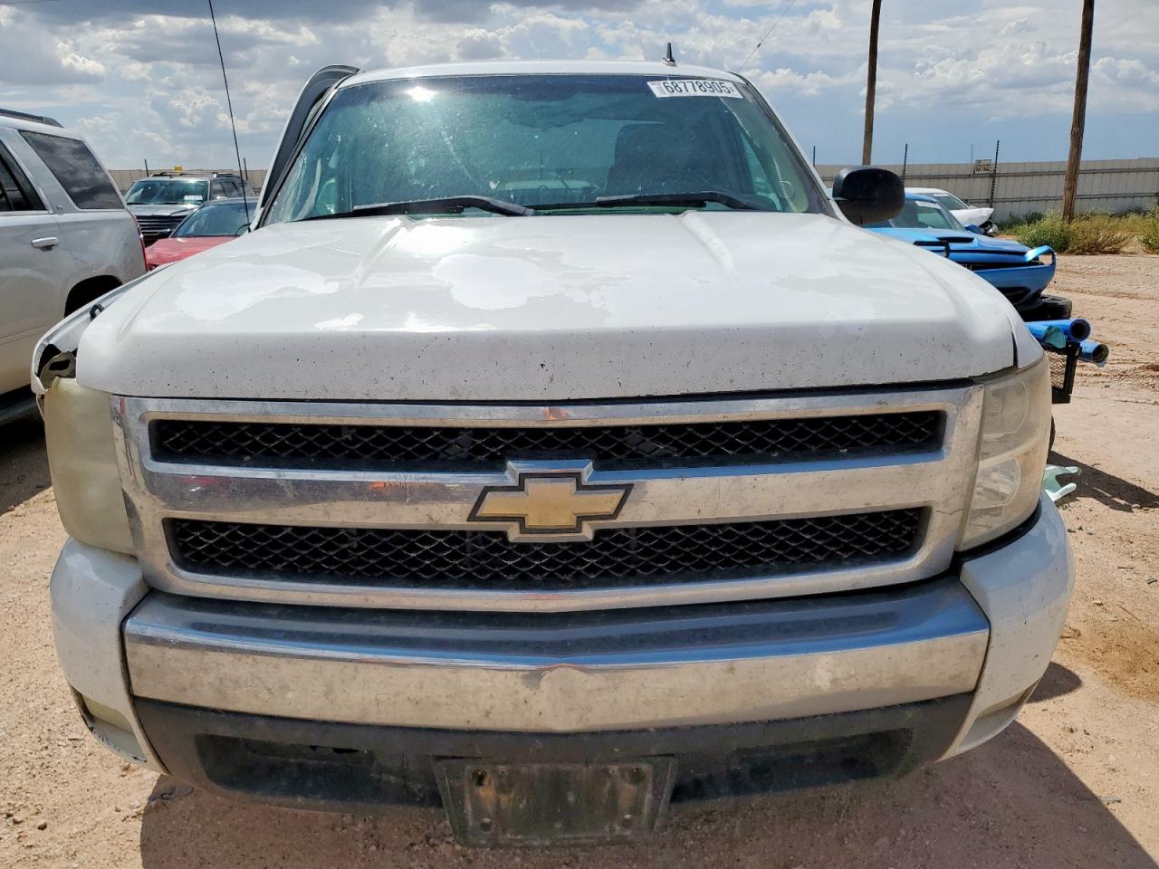 2011 Chevrolet Silverado C1500 Lt White vin: 1GCRCSE01BZ218630