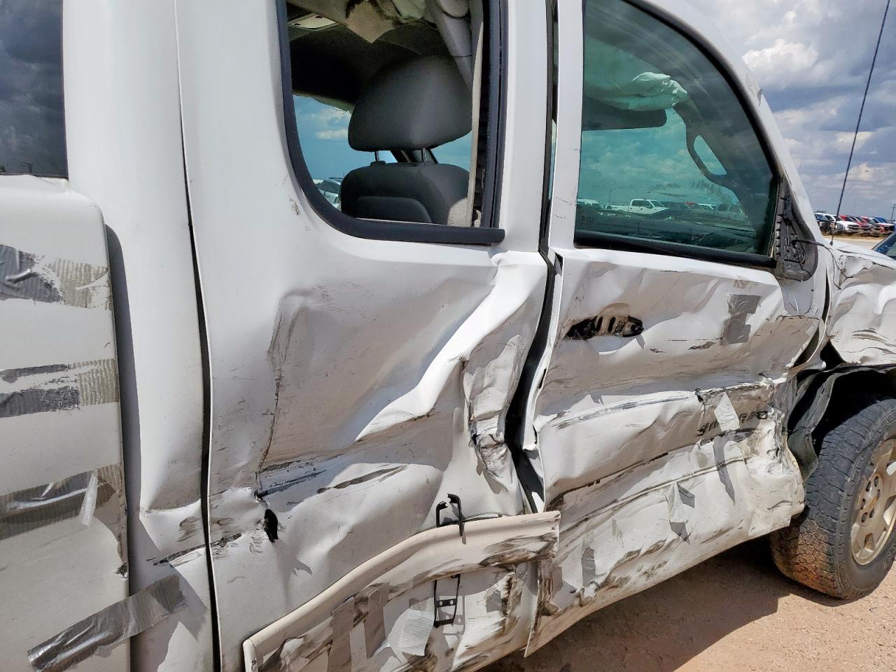 2011 Chevrolet Silverado C1500 Lt White vin: 1GCRCSE01BZ218630