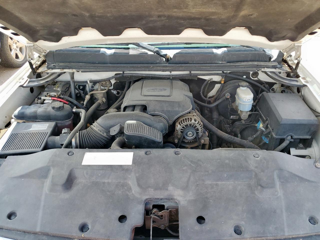 2011 Chevrolet Silverado C1500 Lt White vin: 1GCRCSE01BZ218630