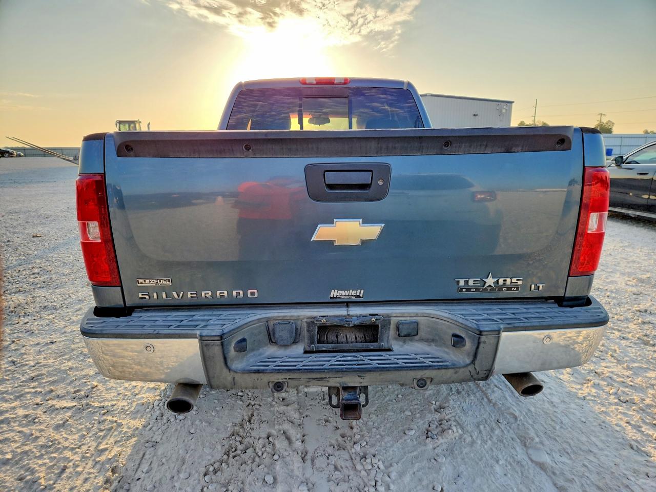 2011 Chevrolet Silverado C1500 Lt Blue vin: 1GCRCSE02BZ296401