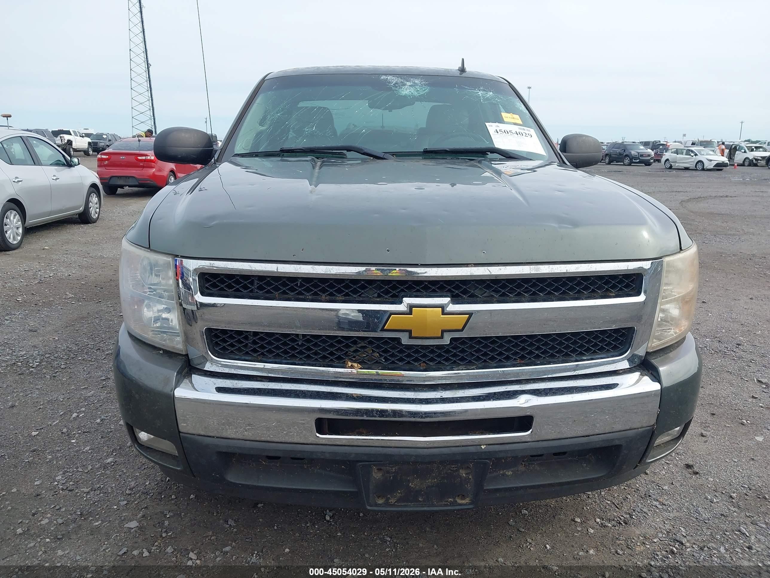 2011 Chevrolet Silverado 1500 Lt Серый vin: 1GCRCSE02BZ438102