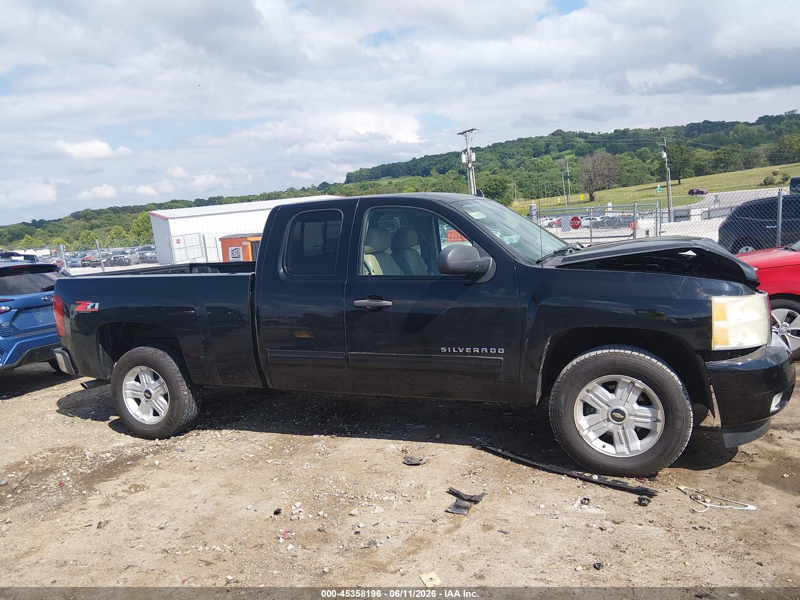 2011 Chevrolet Silverado 1500 Lt Black vin: 1GCRCSE02BZ442263