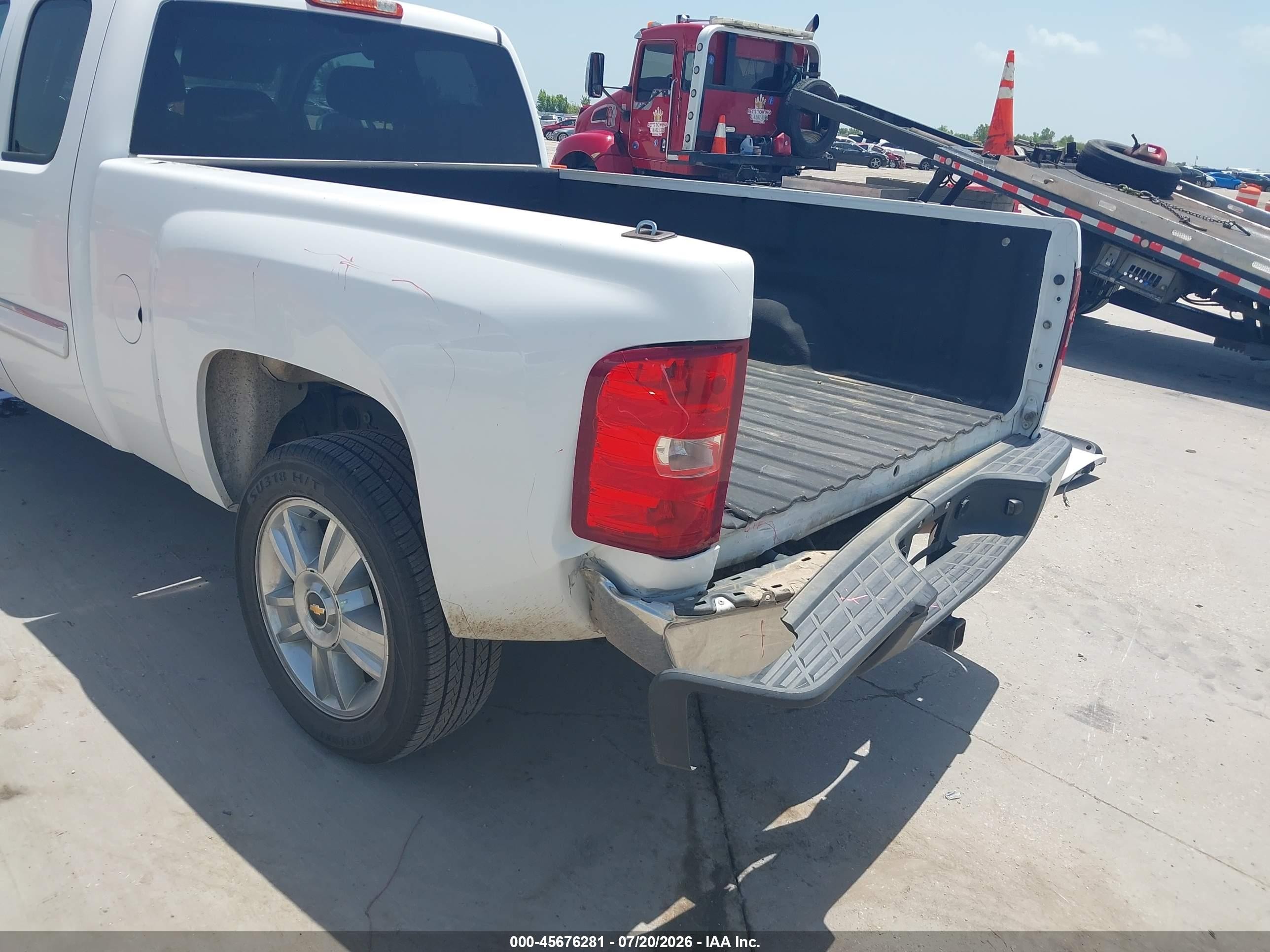 2012 Chevrolet Silverado 1500 Lt White vin: 1GCRCSE02CZ297100