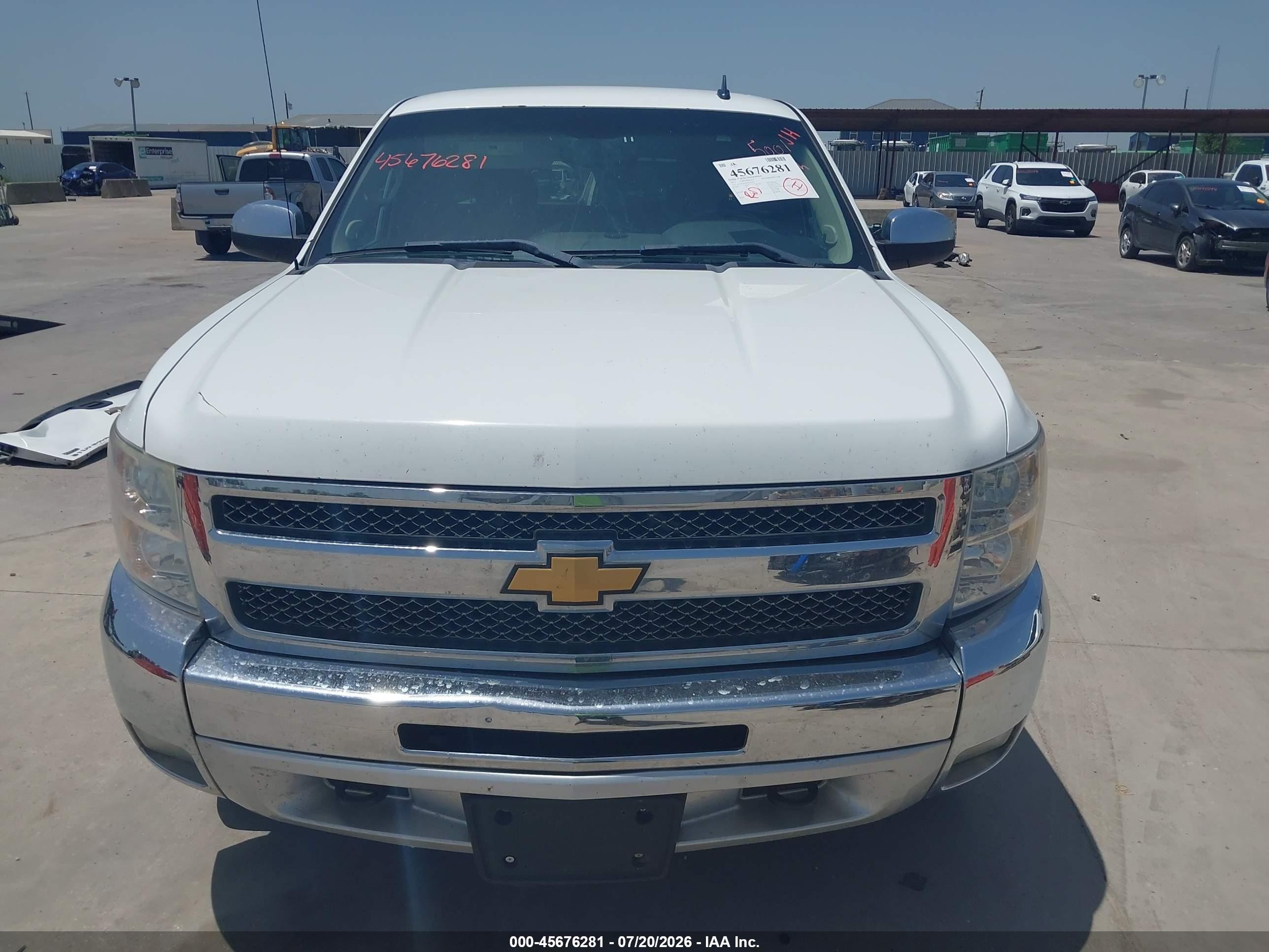 2012 Chevrolet Silverado 1500 Lt White vin: 1GCRCSE02CZ297100