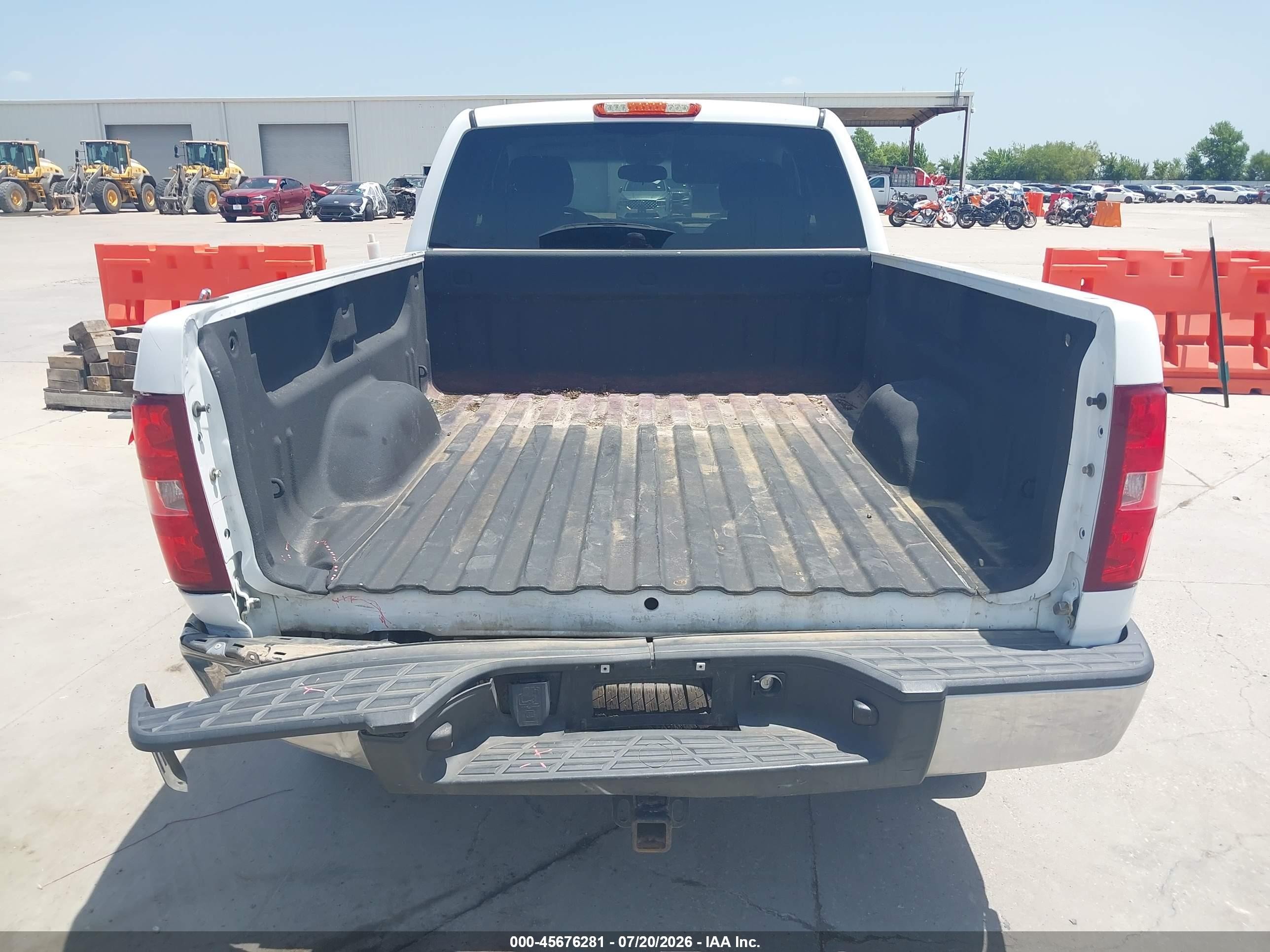 2012 Chevrolet Silverado 1500 Lt White vin: 1GCRCSE02CZ297100