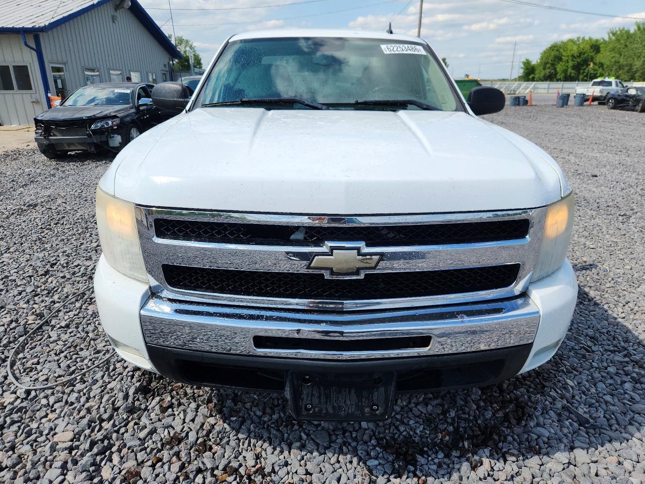 2011 Chevrolet Silverado C1500 Lt White vin: 1GCRCSE03BZ282524
